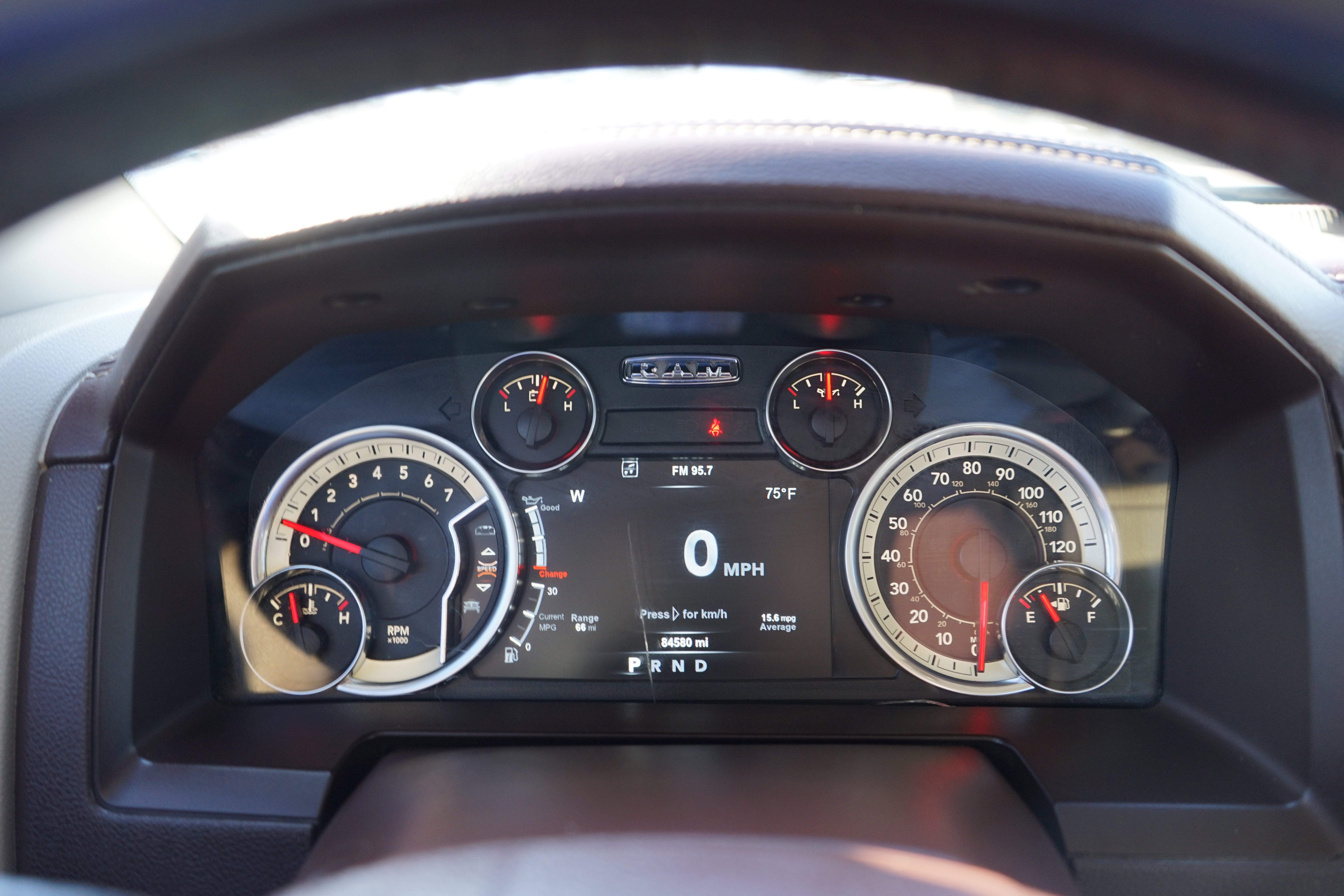 2017 RAM 1500 LARAM Base