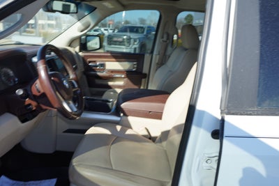 2017 RAM 1500 LARAM Base