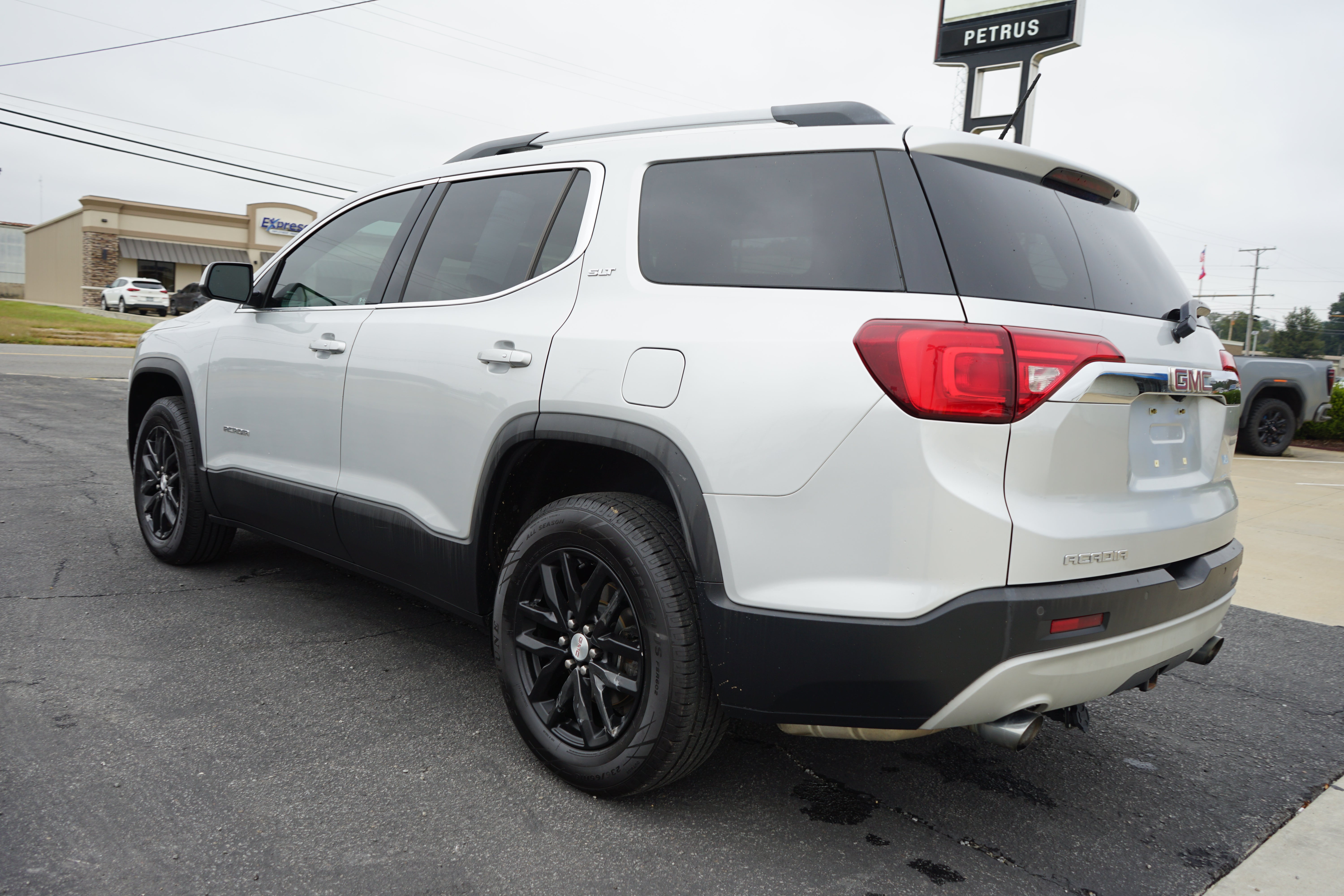 2019 GMC Acadia SLT