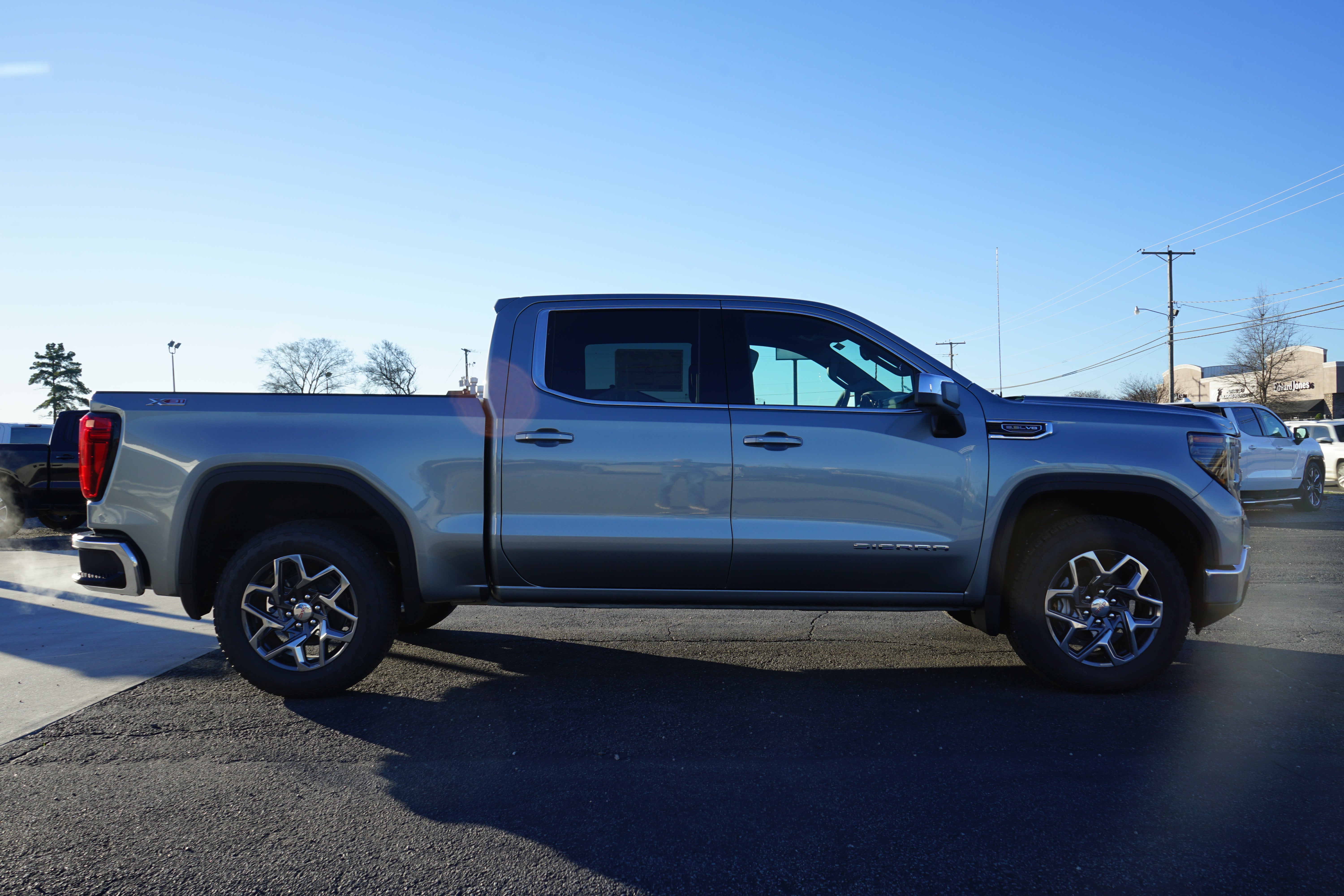 2026 GMC Sierra 1500 SLE