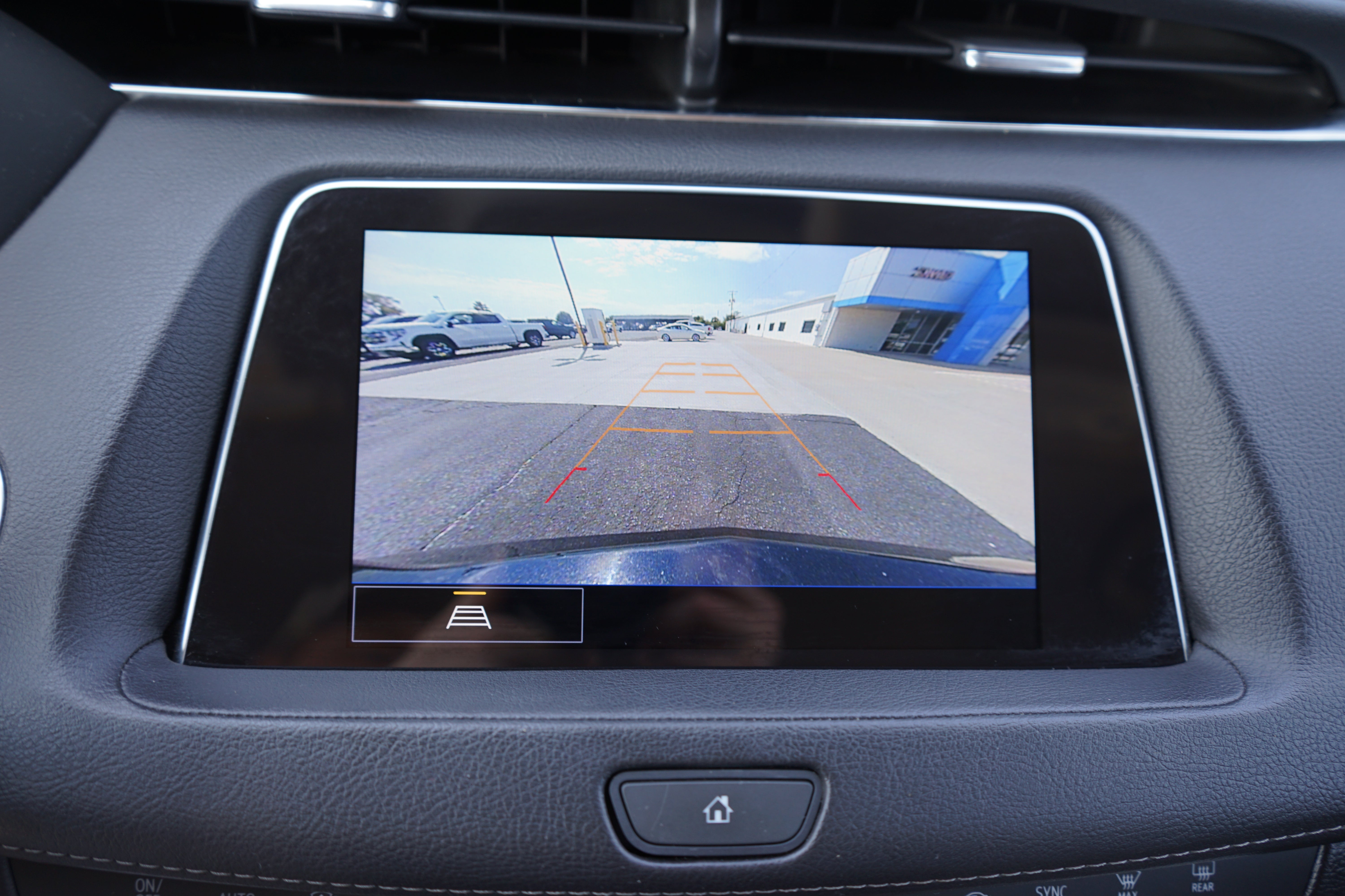 2022 Cadillac XT4 Premium Luxury