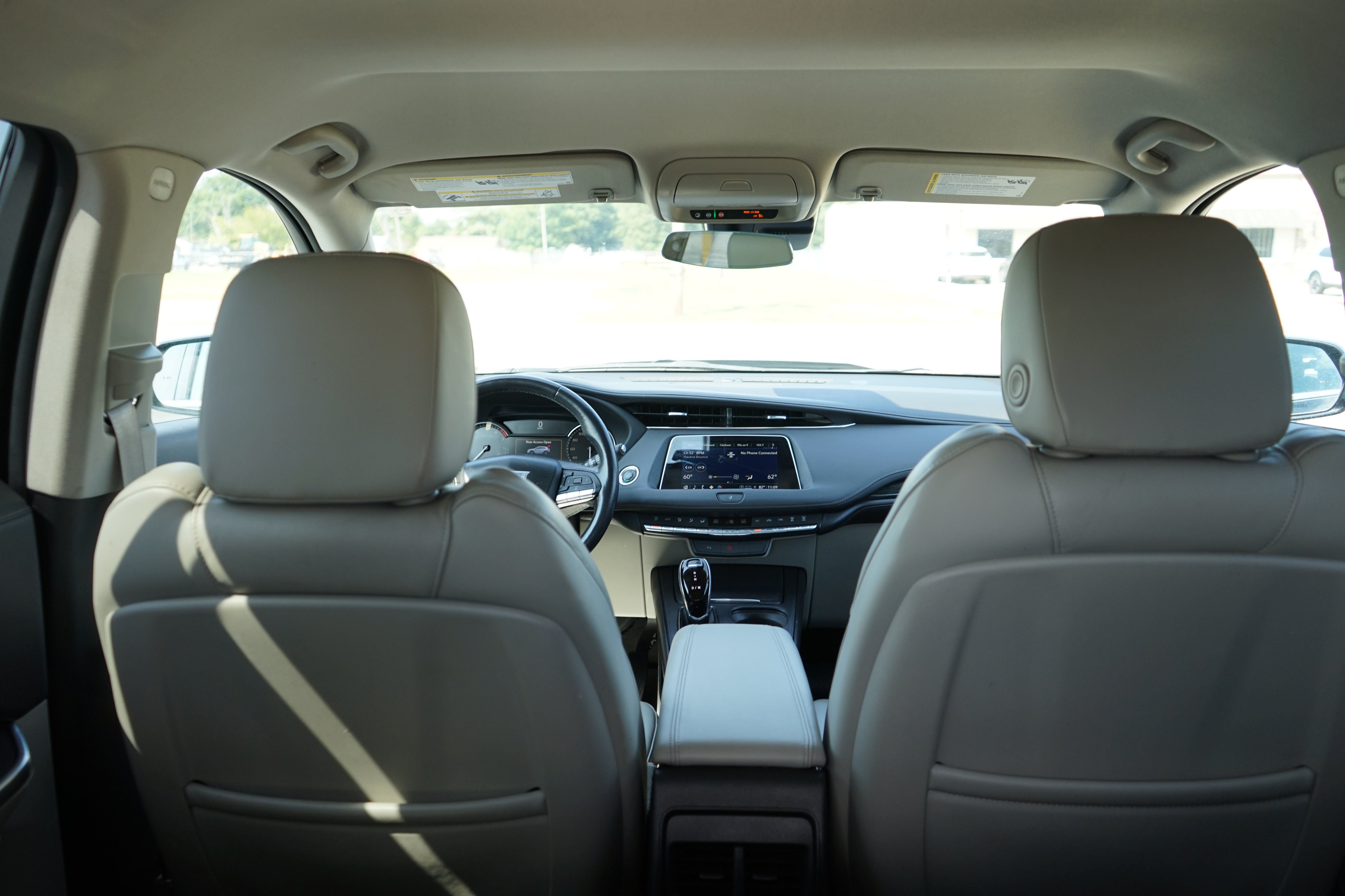 2022 Cadillac XT4 Premium Luxury