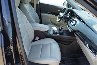 2022 Cadillac XT4 Premium Luxury