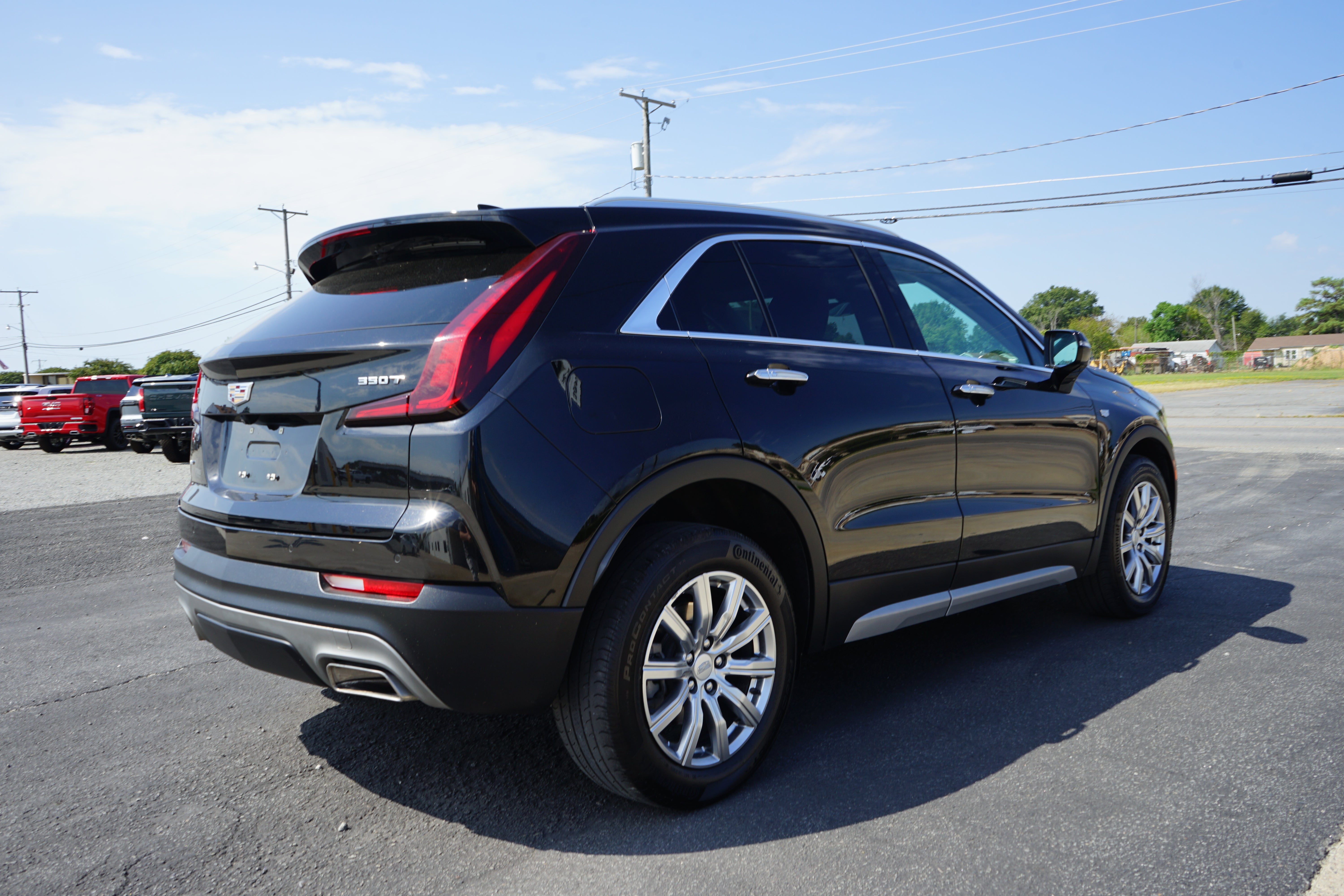 2022 Cadillac XT4 Premium Luxury