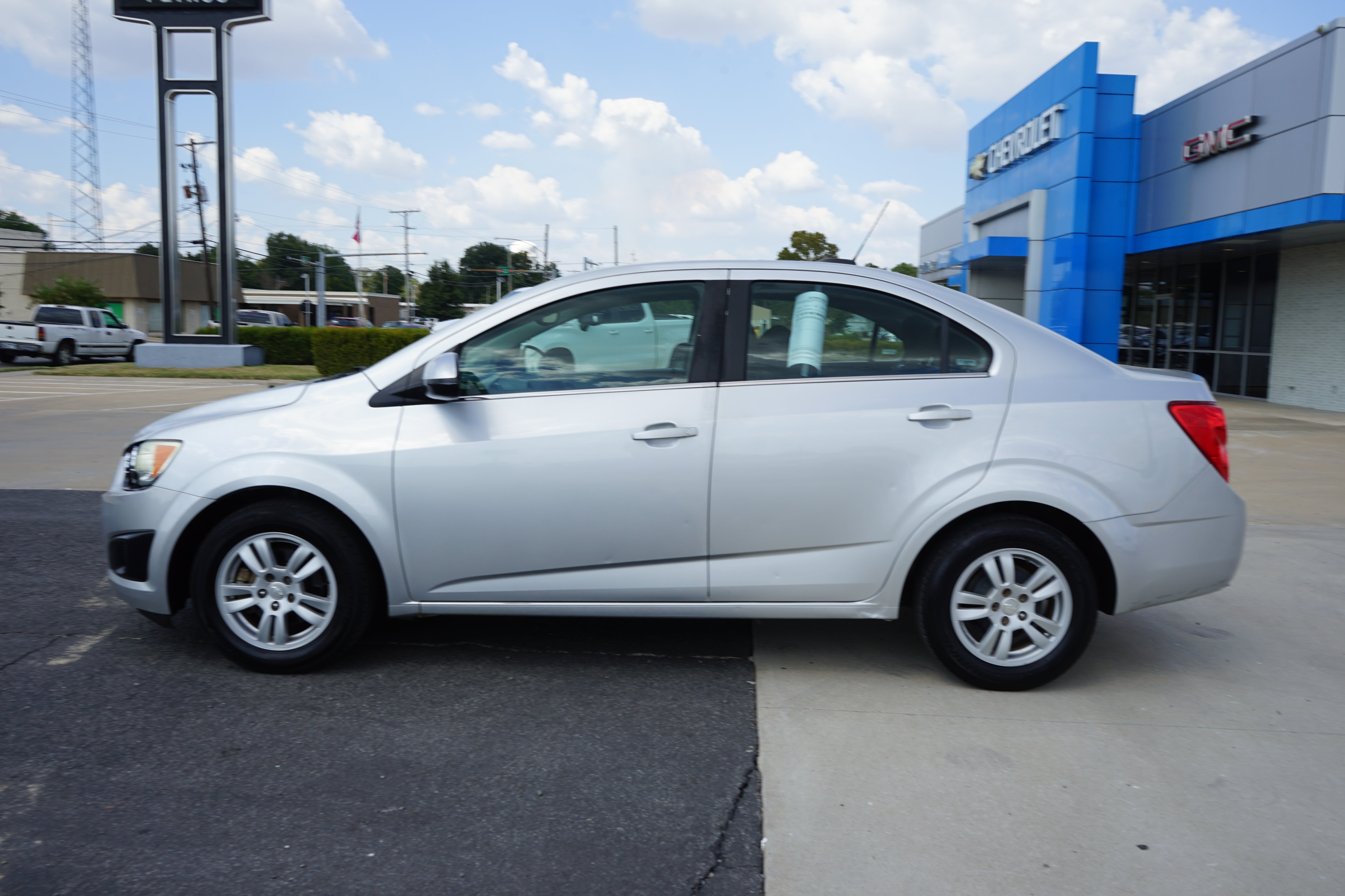 Used 2015 Chevrolet Sonic LT with VIN 1G1JC5SH4F4112368 for sale in Stuttgart, AR