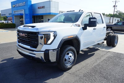 2026 GMC Sierra 3500 HD Chassis Cab Pro