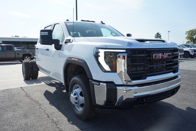 2026 GMC Sierra 3500 HD Chassis Cab Pro