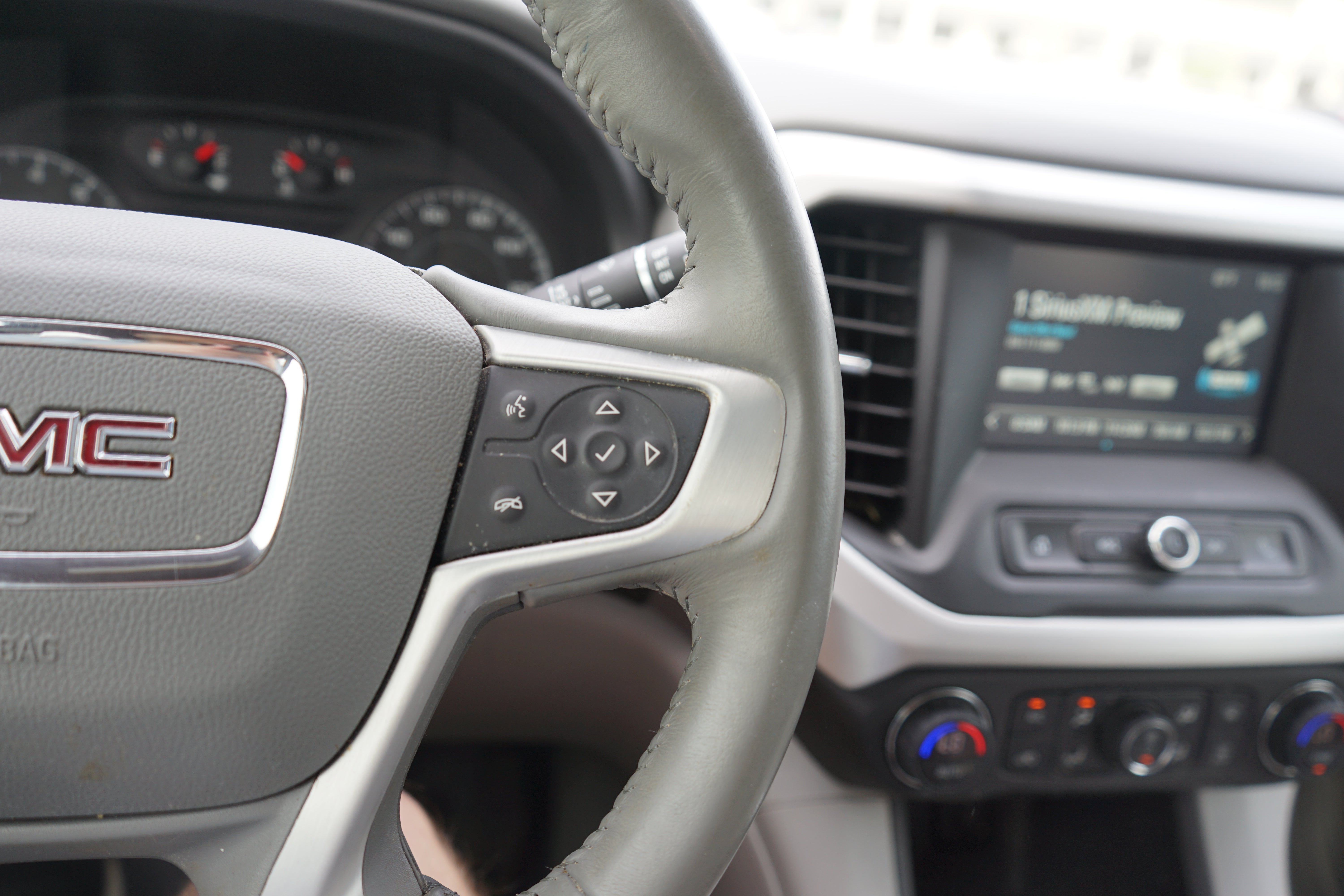 2019 GMC Acadia SLE