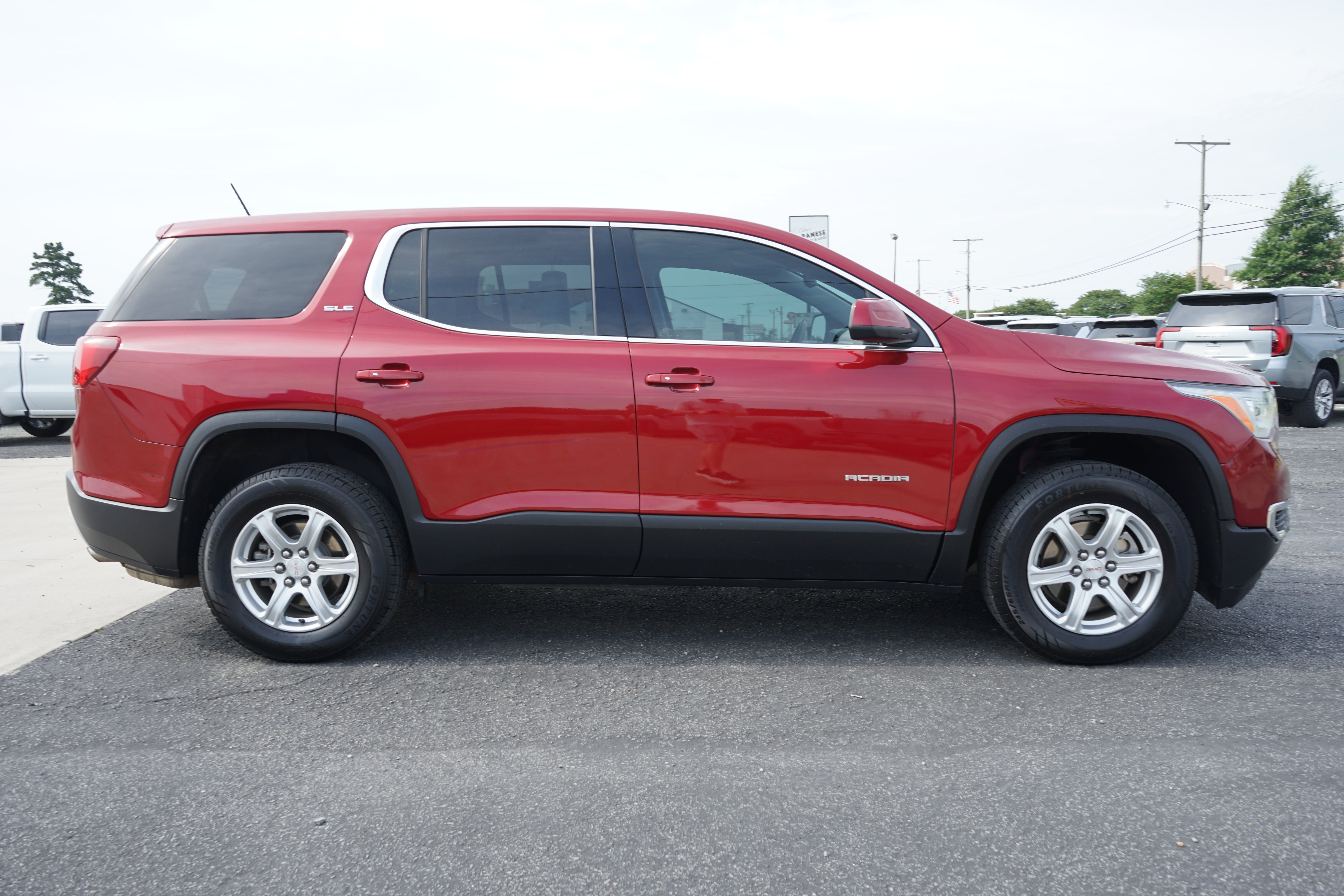 2019 GMC Acadia SLE