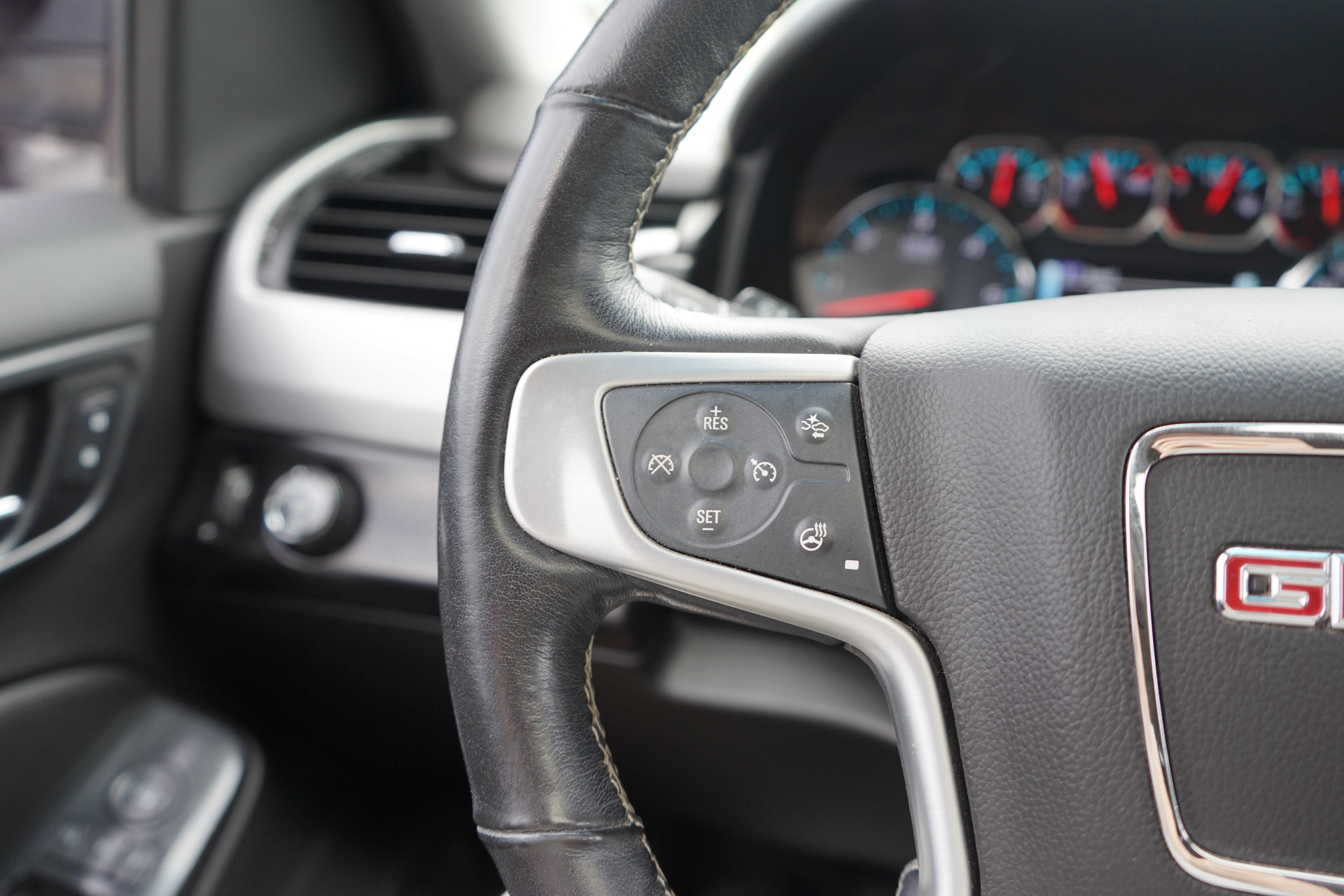 2019 GMC Yukon SLT