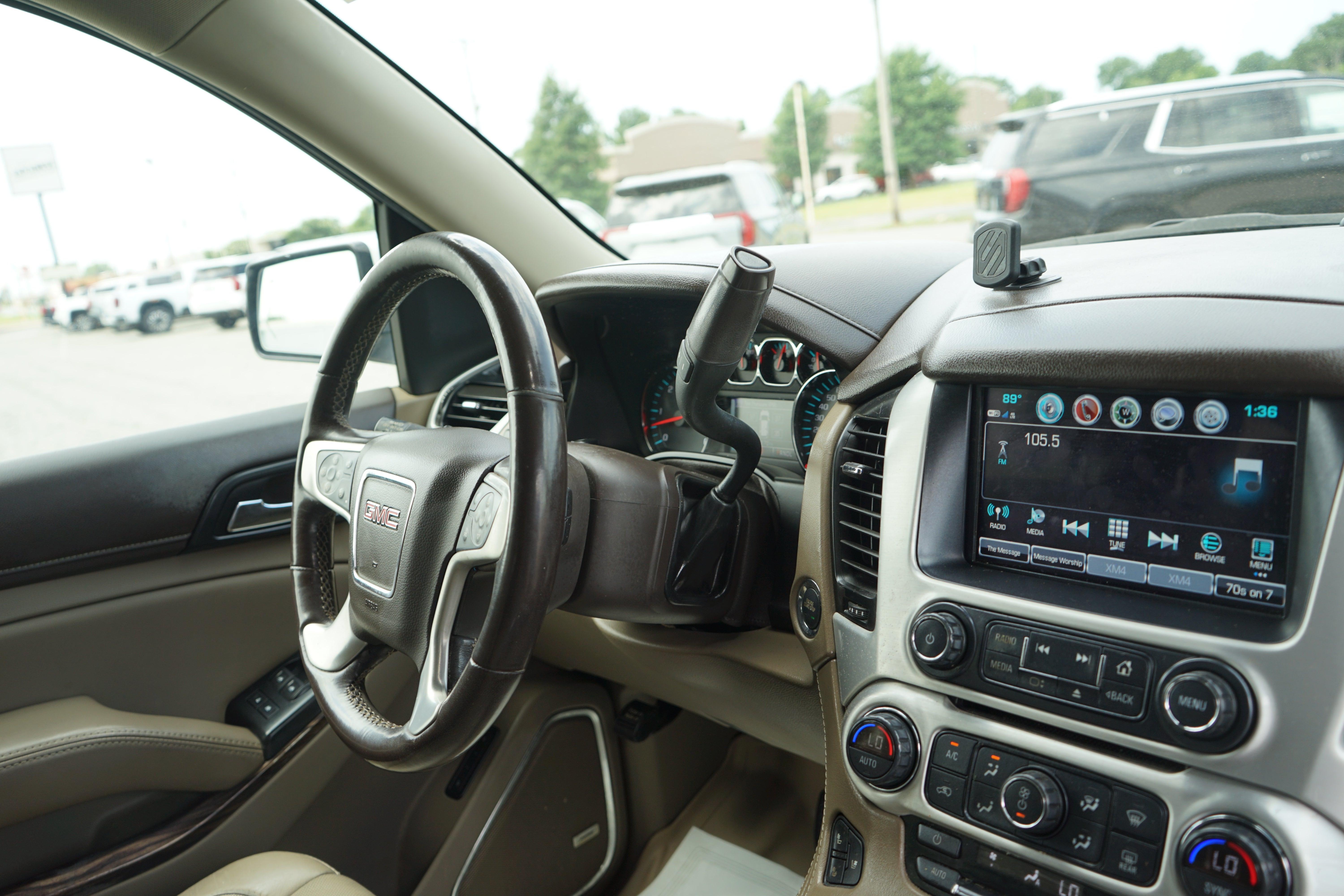 2019 GMC Yukon XL SLT
