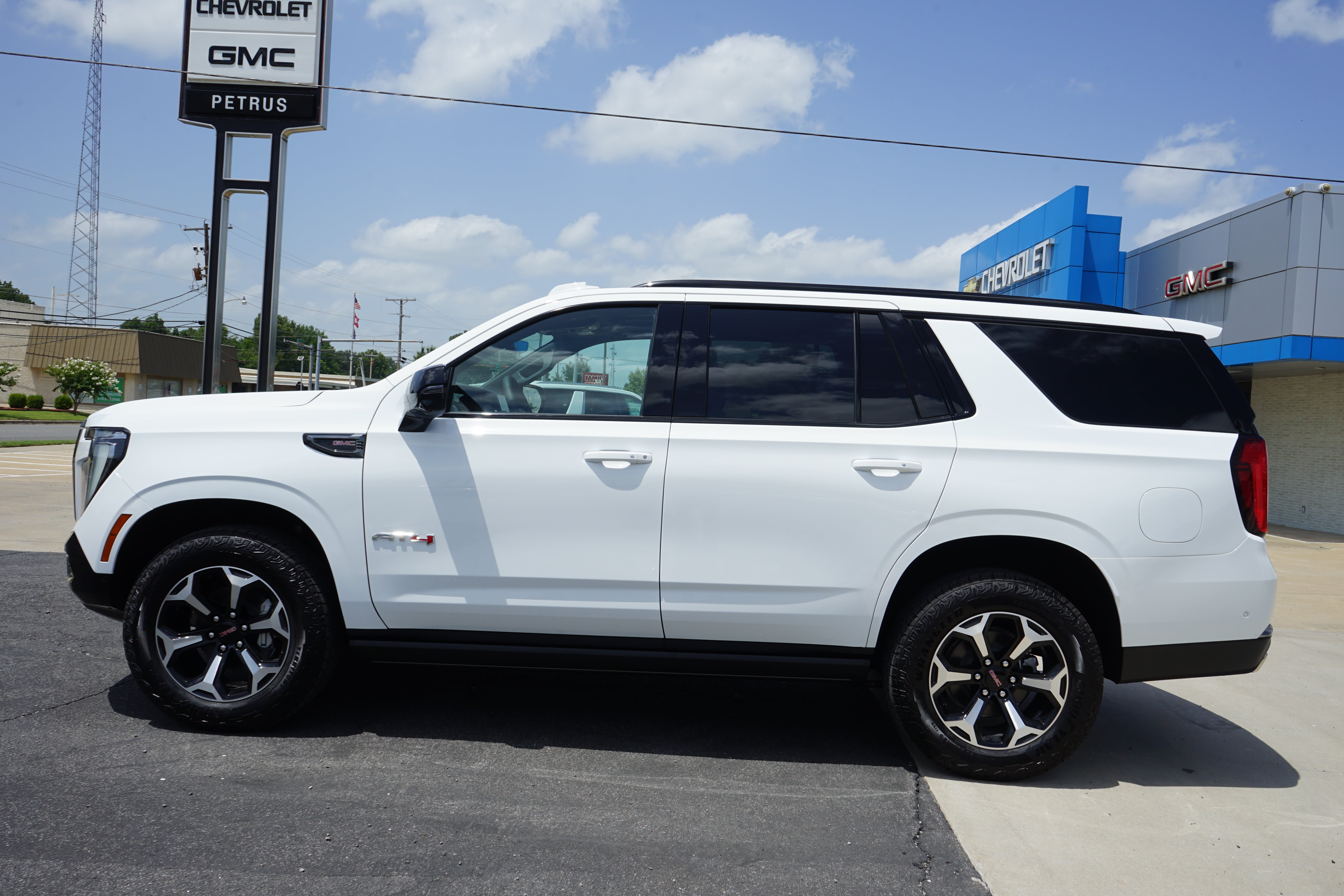 2026 GMC Yukon AT4