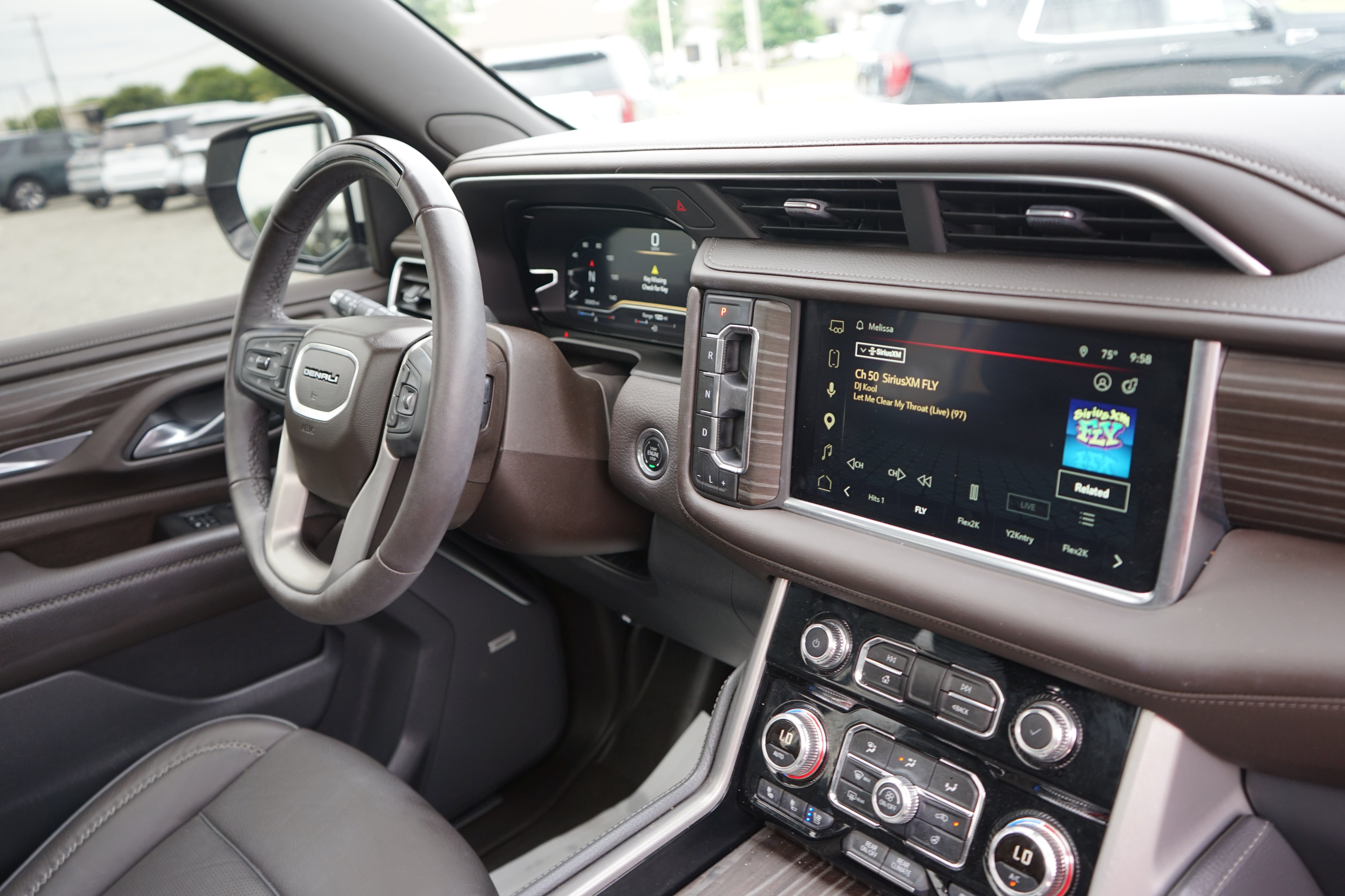 2024 GMC Yukon XL Denali