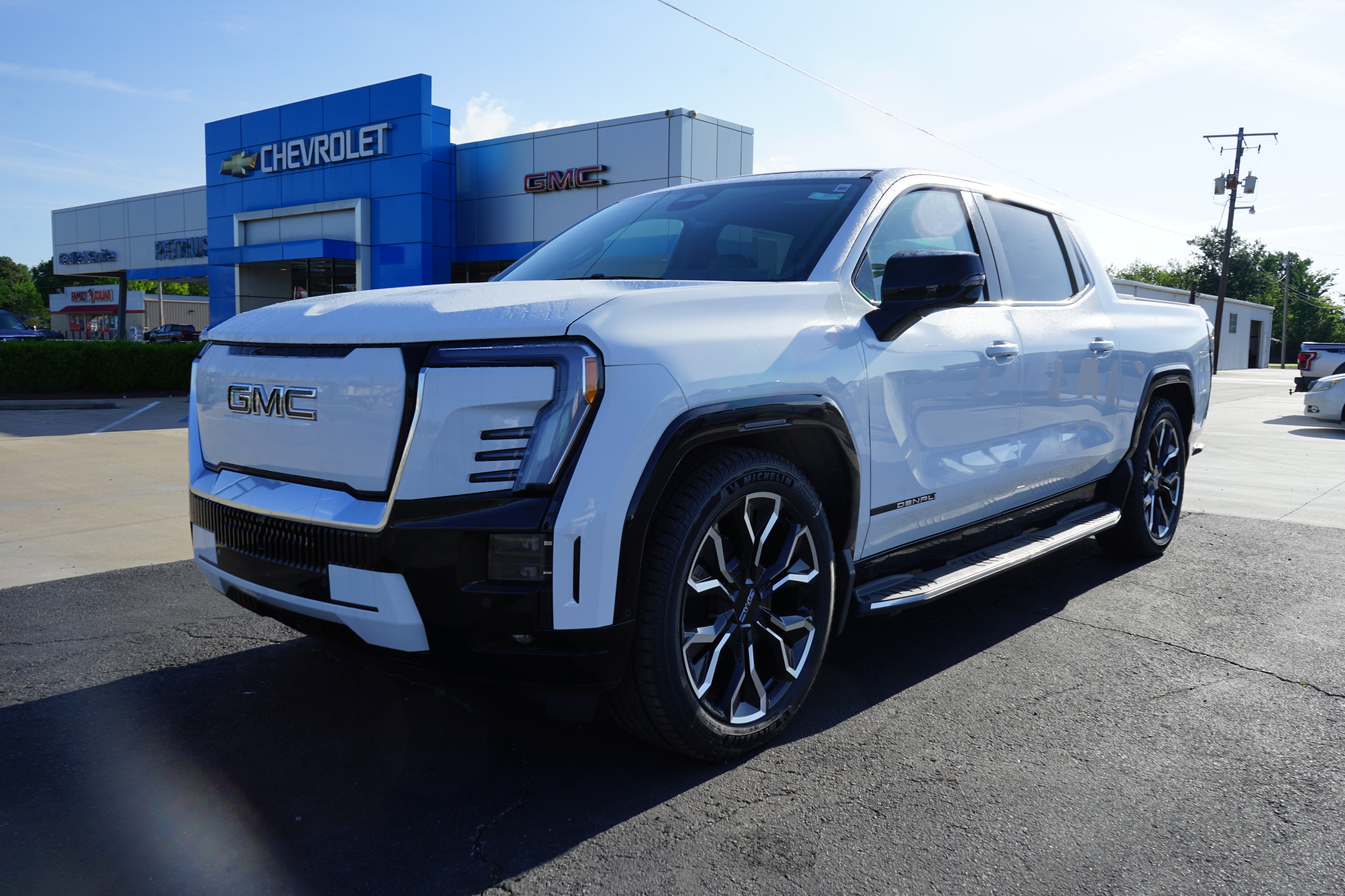 2025 GMC Sierra EV Max Range Denali