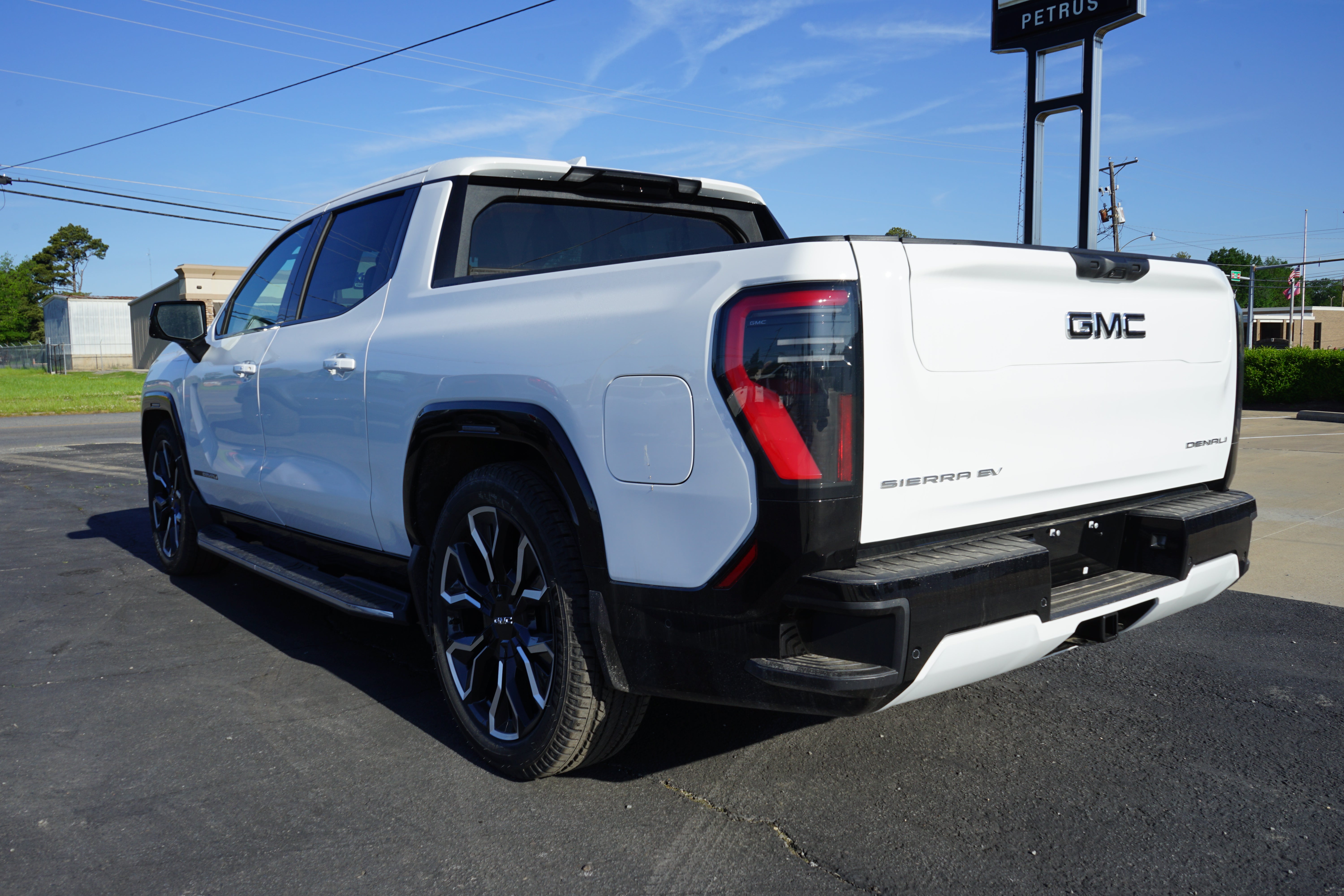2025 GMC Sierra EV Max Range Denali