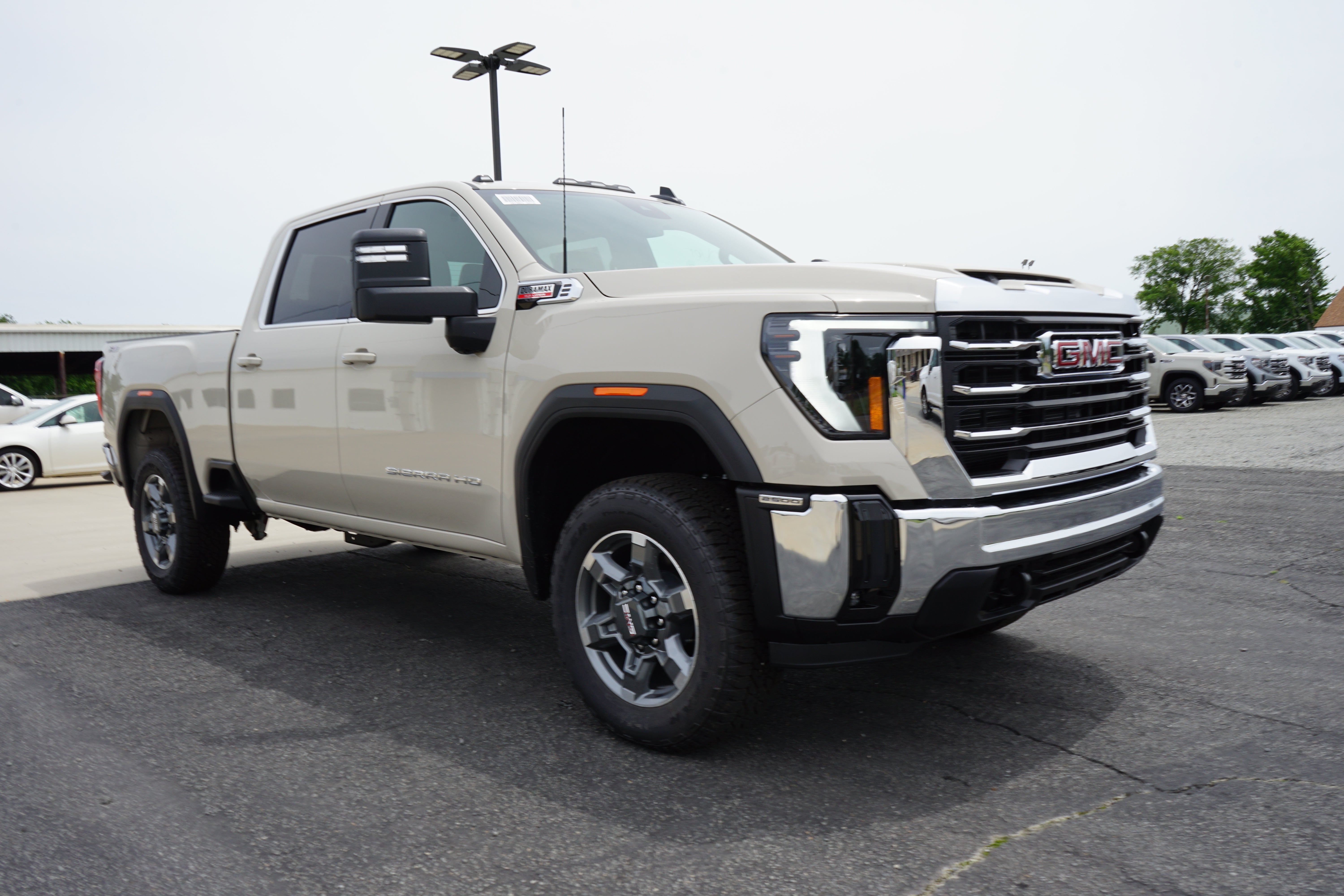 2026 GMC Sierra 2500 HD SLE