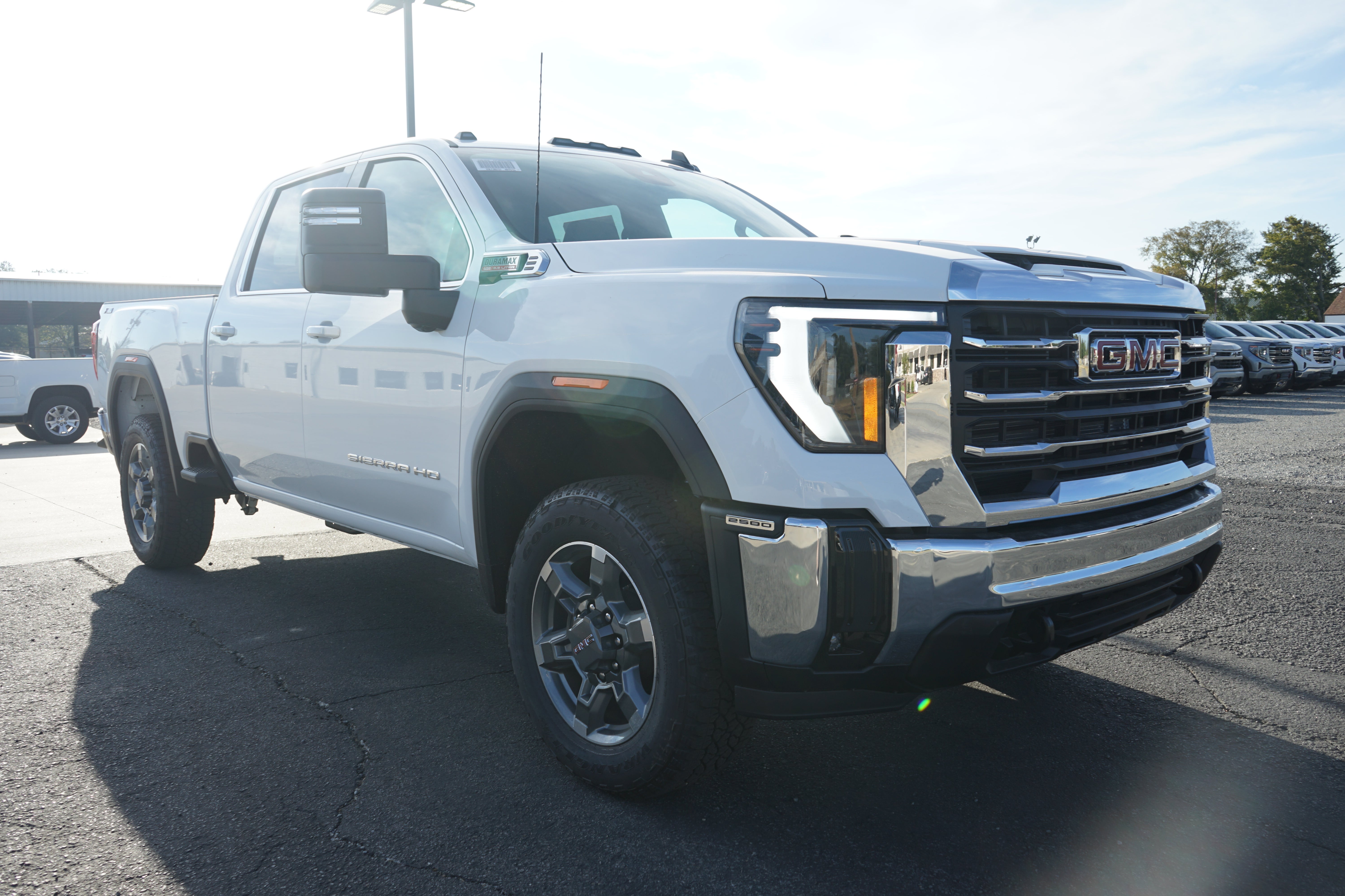 2026 GMC Sierra 2500 HD SLE
