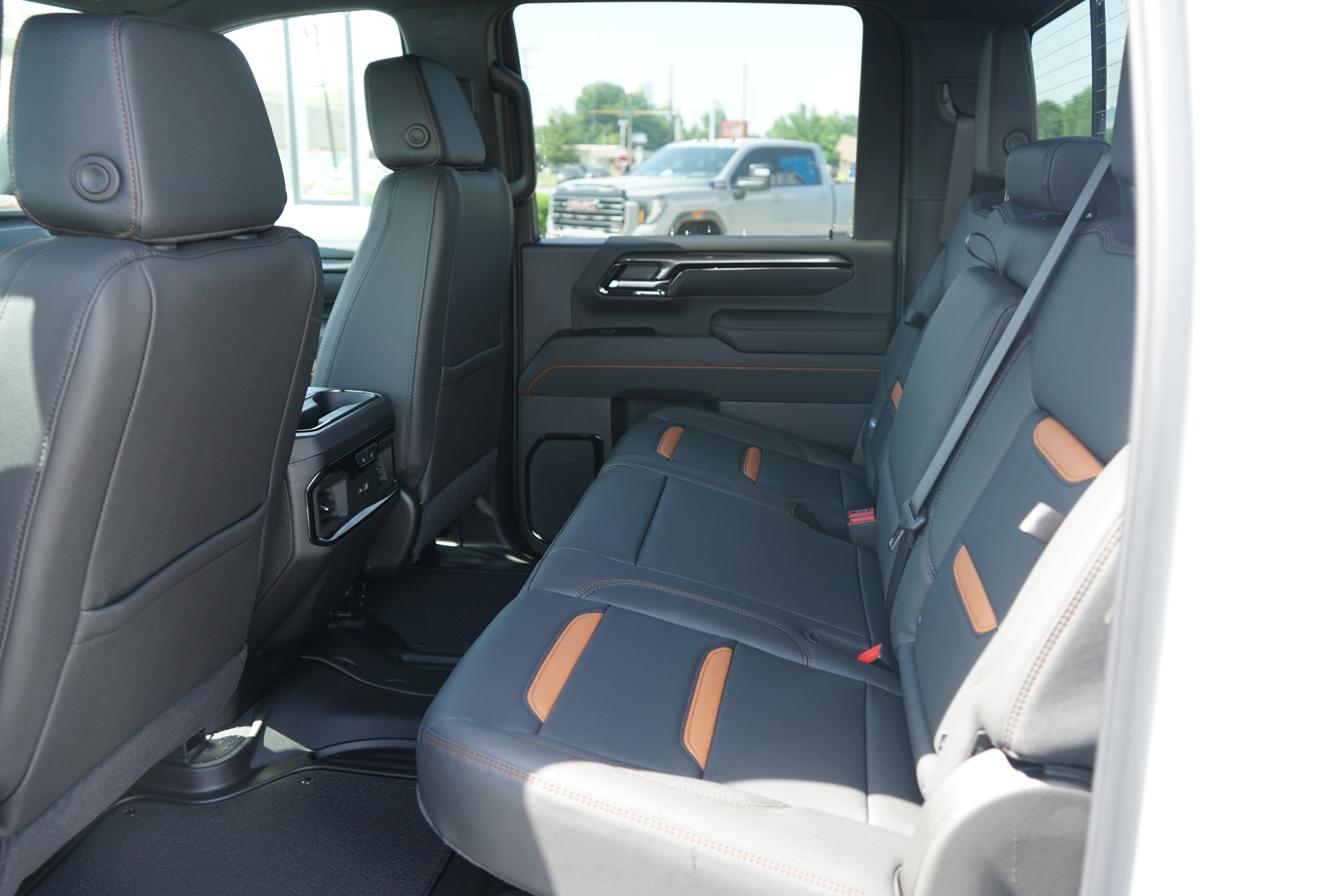 2025 GMC Sierra 2500 HD AT4