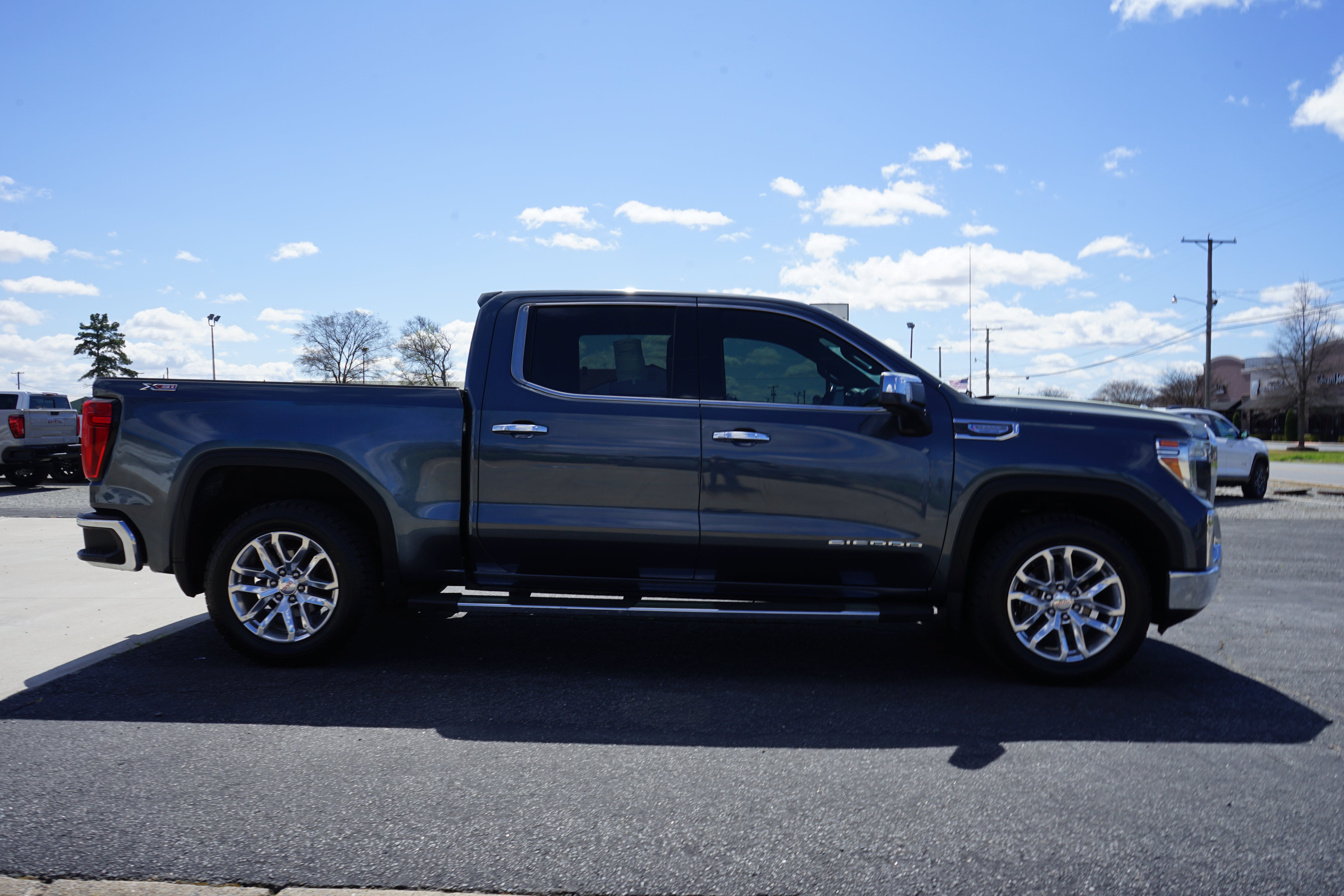 2021 GMC Sierra 1500 SLT