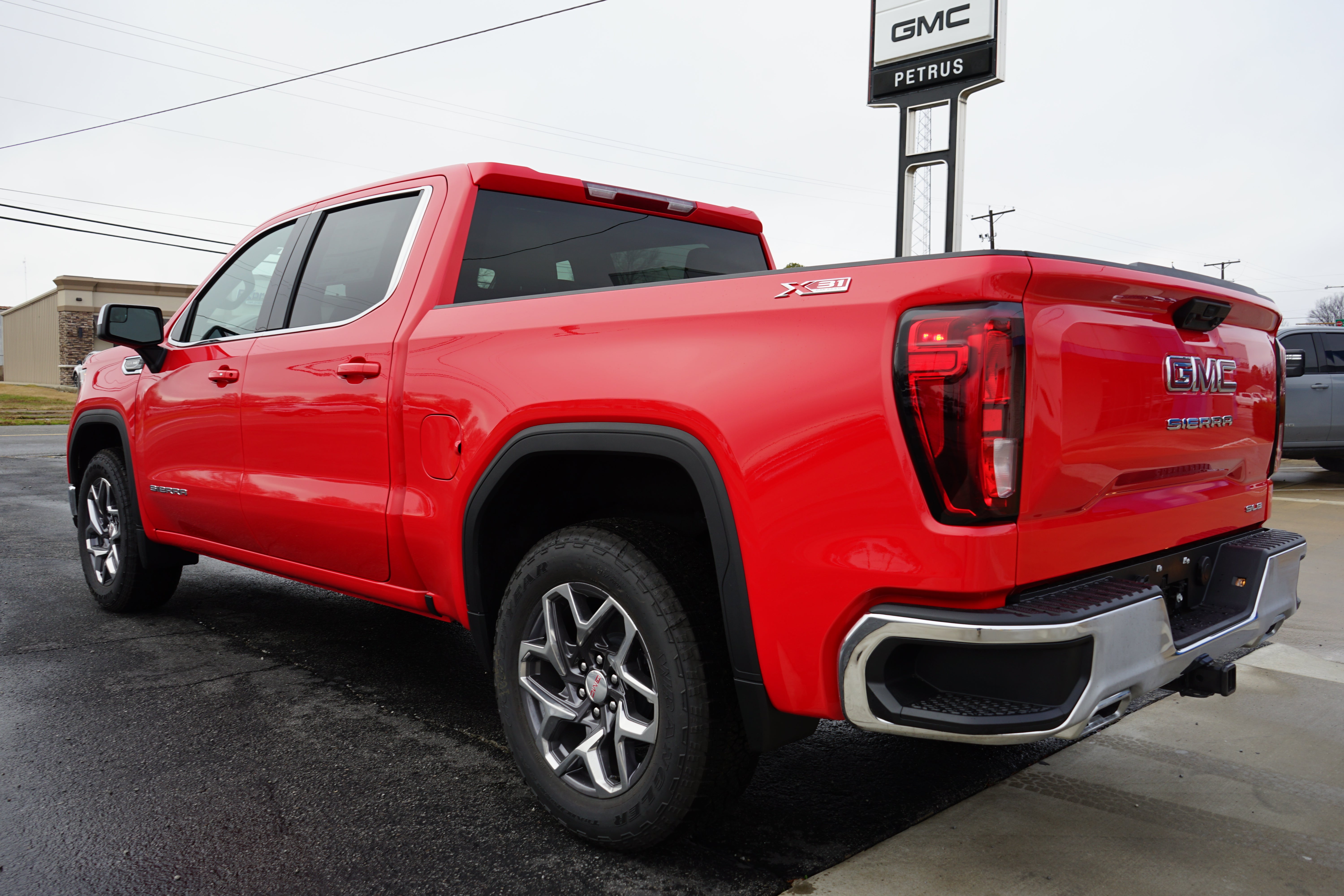 2026 GMC Sierra 1500 SLE