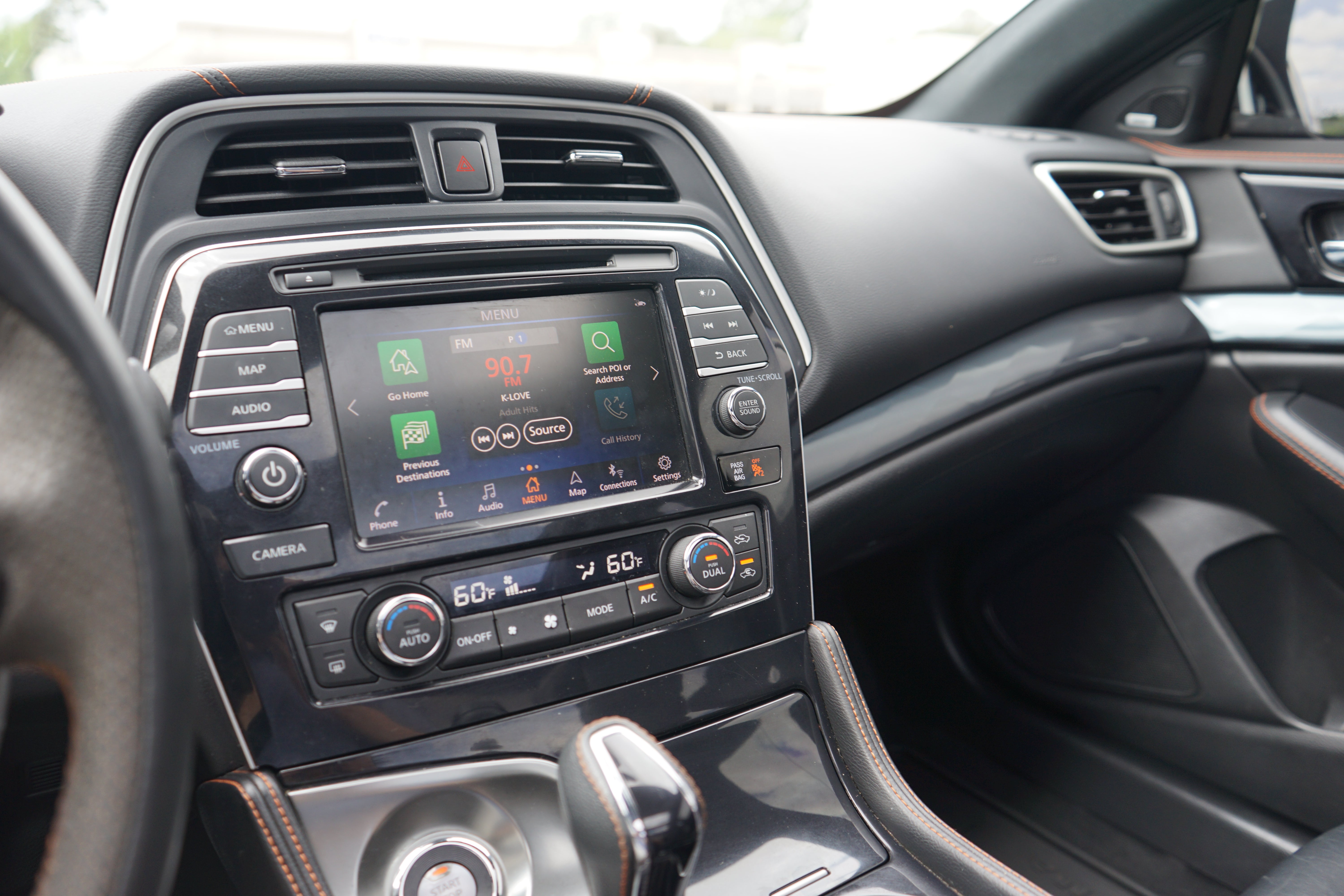 2022 Nissan Maxima SR