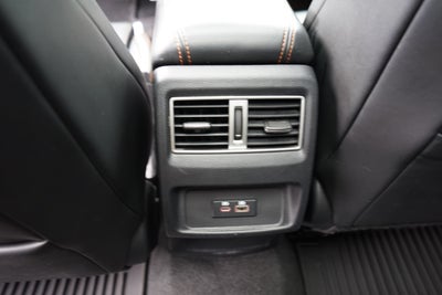 2022 Nissan Maxima SR