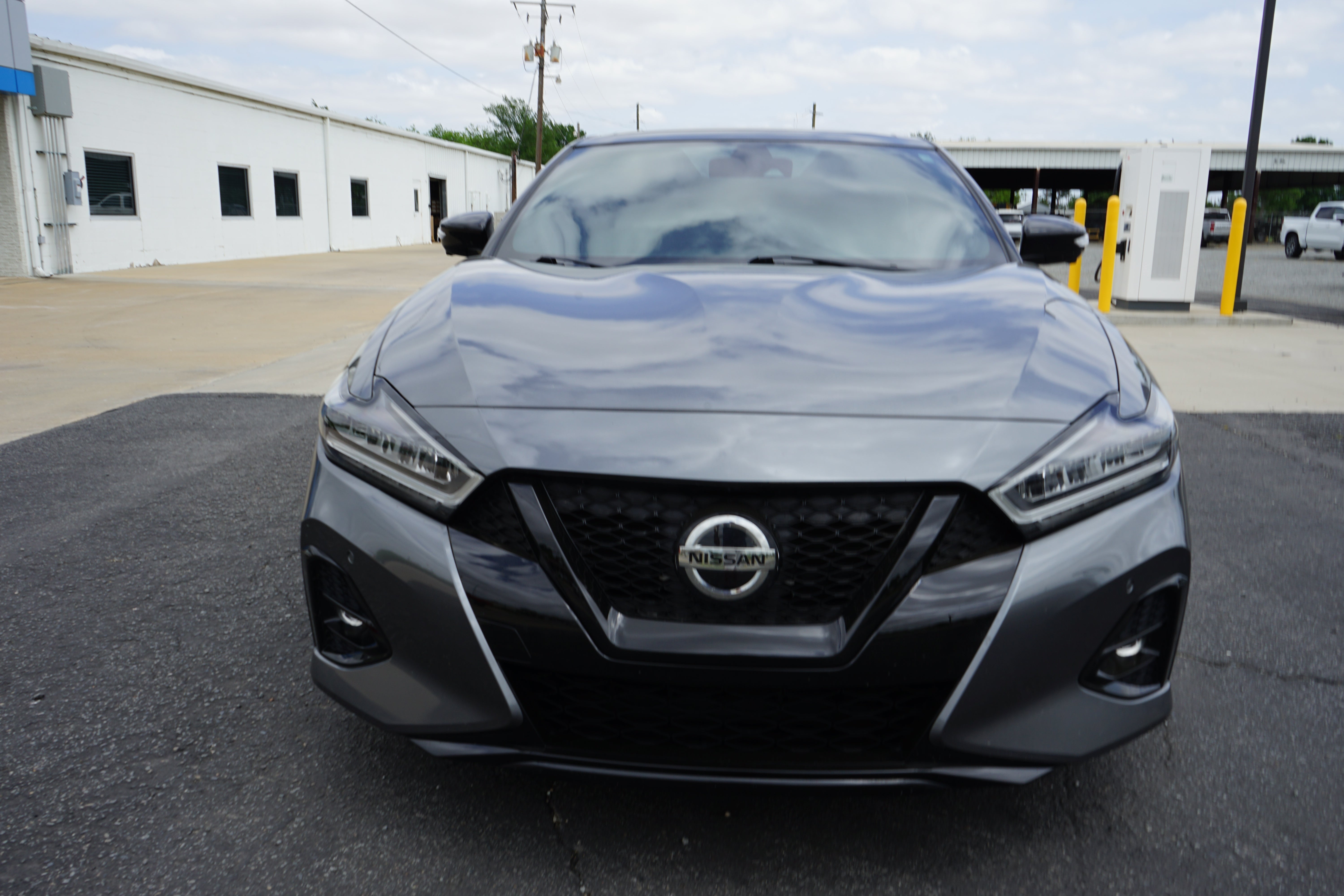2022 Nissan Maxima SR