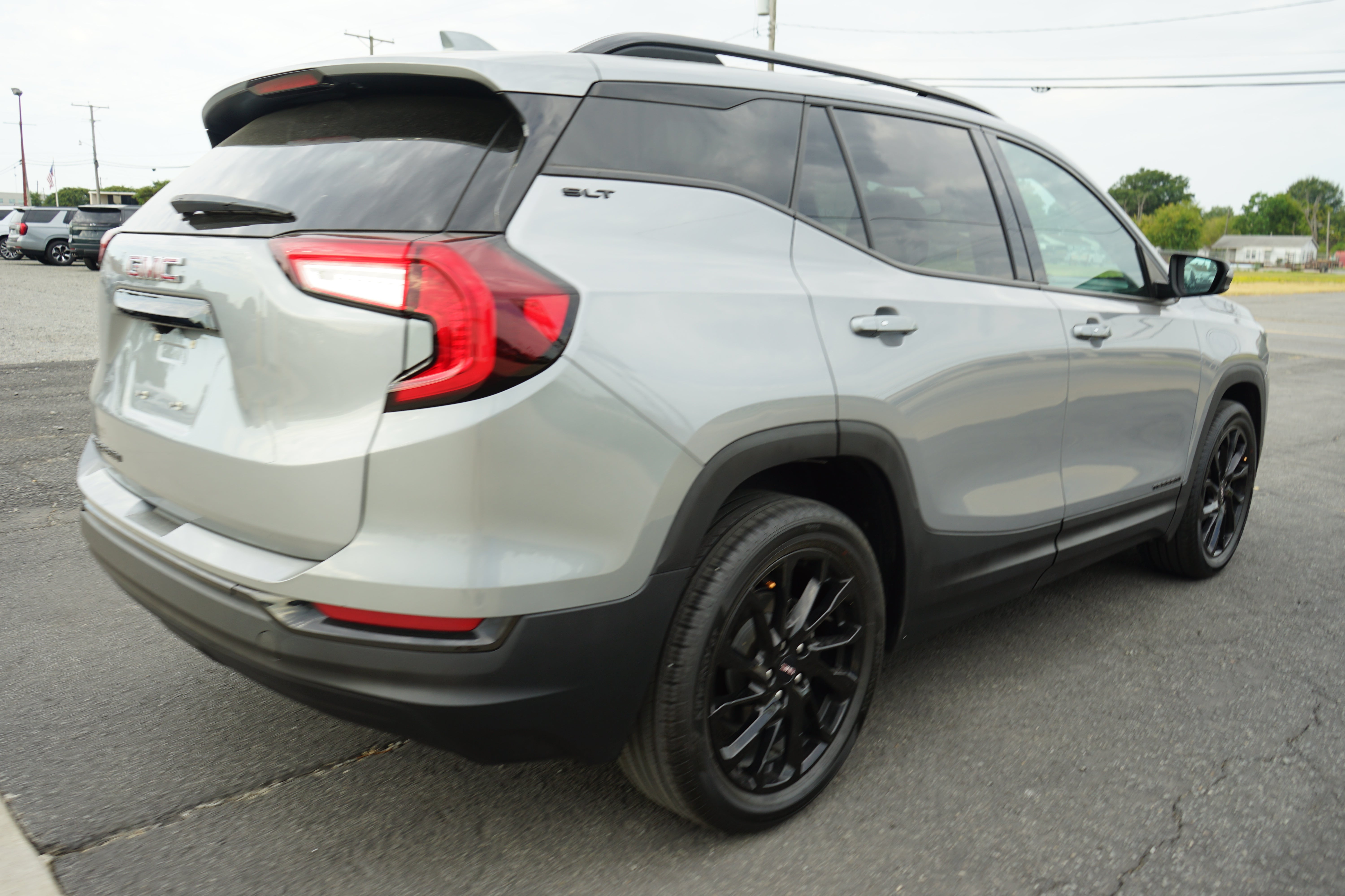 2023 GMC Terrain SLT