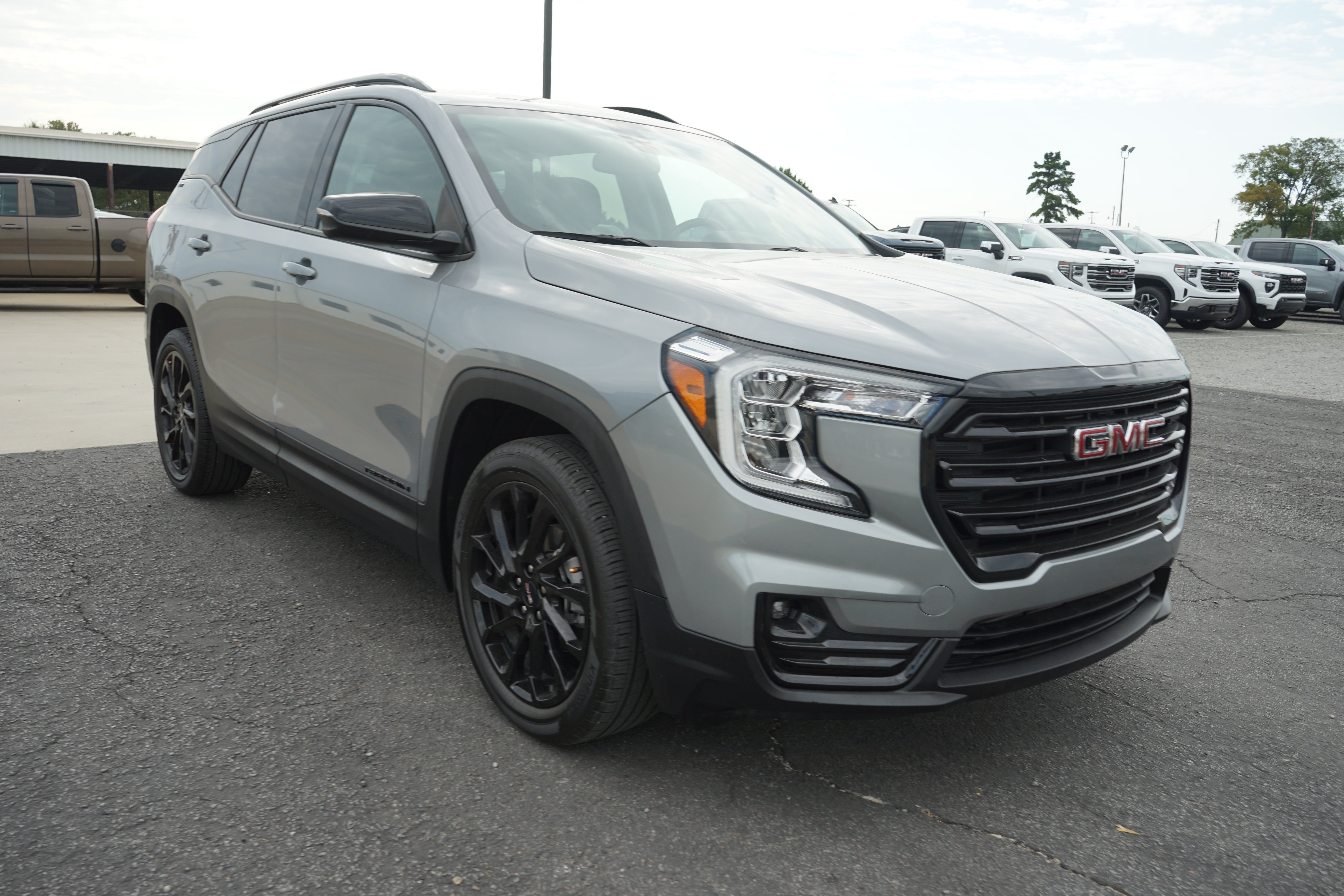 2023 GMC Terrain SLT