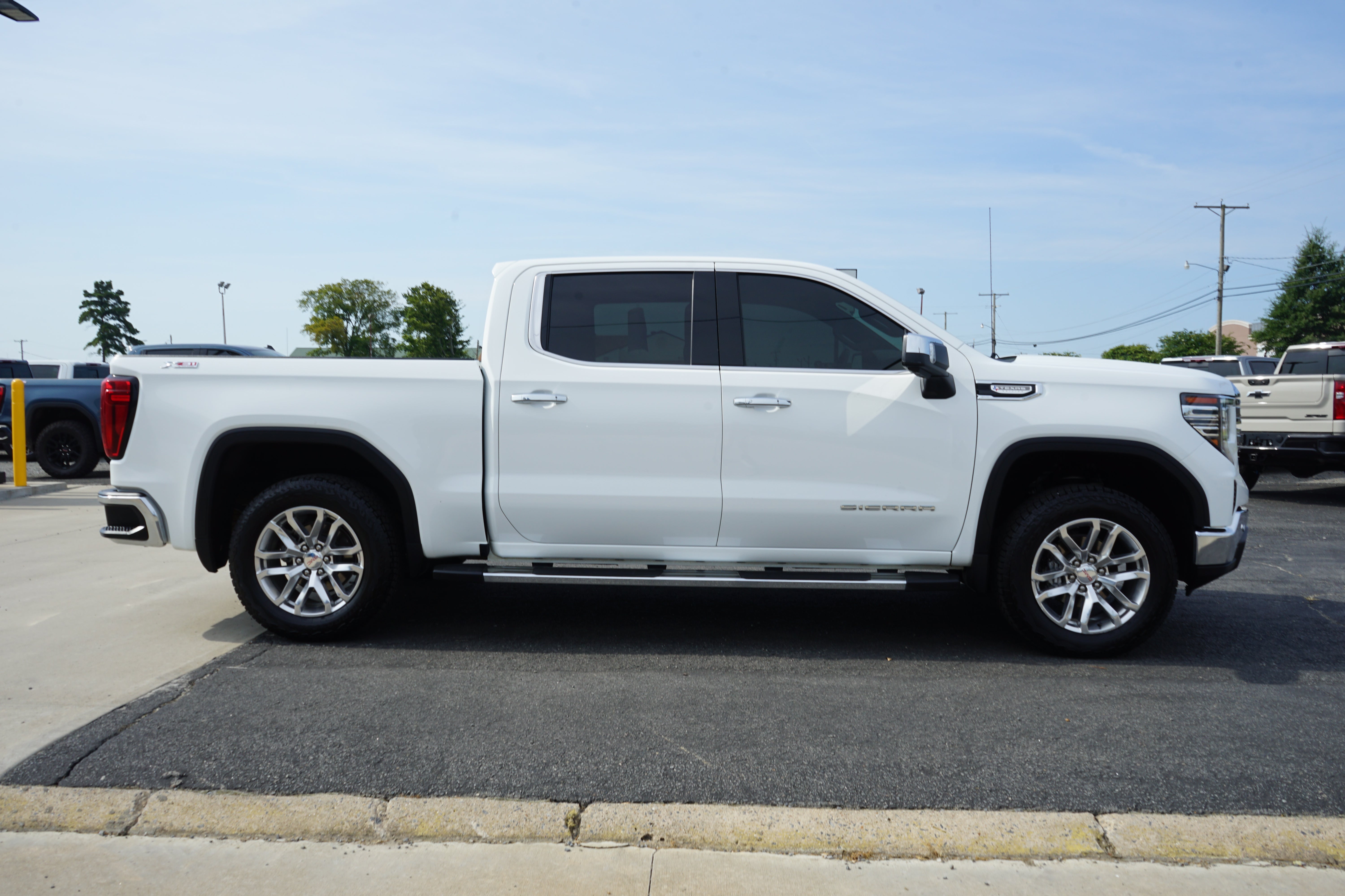2024 GMC Sierra 1500 SLT
