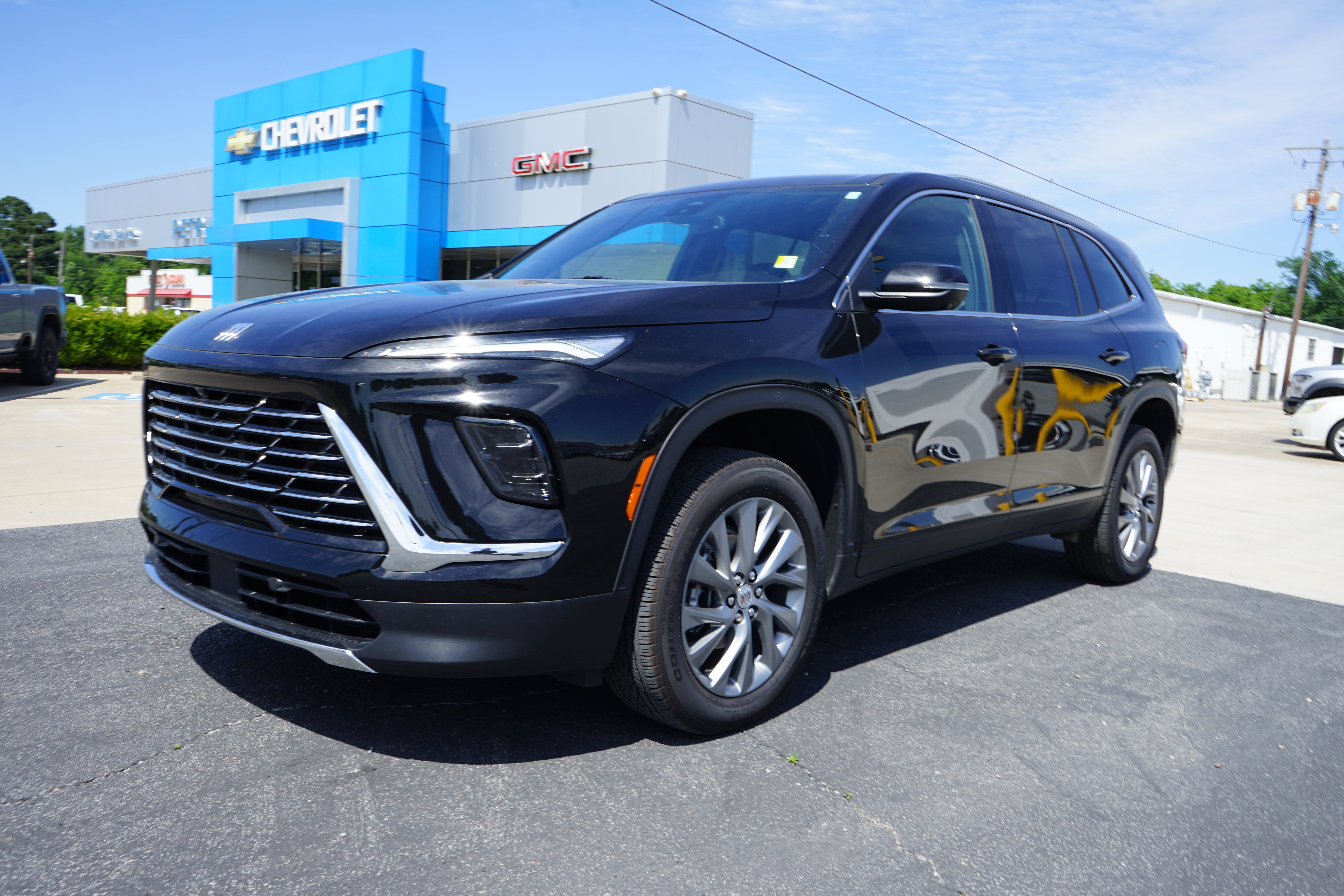 2025 Buick Enclave Preferred's photo
