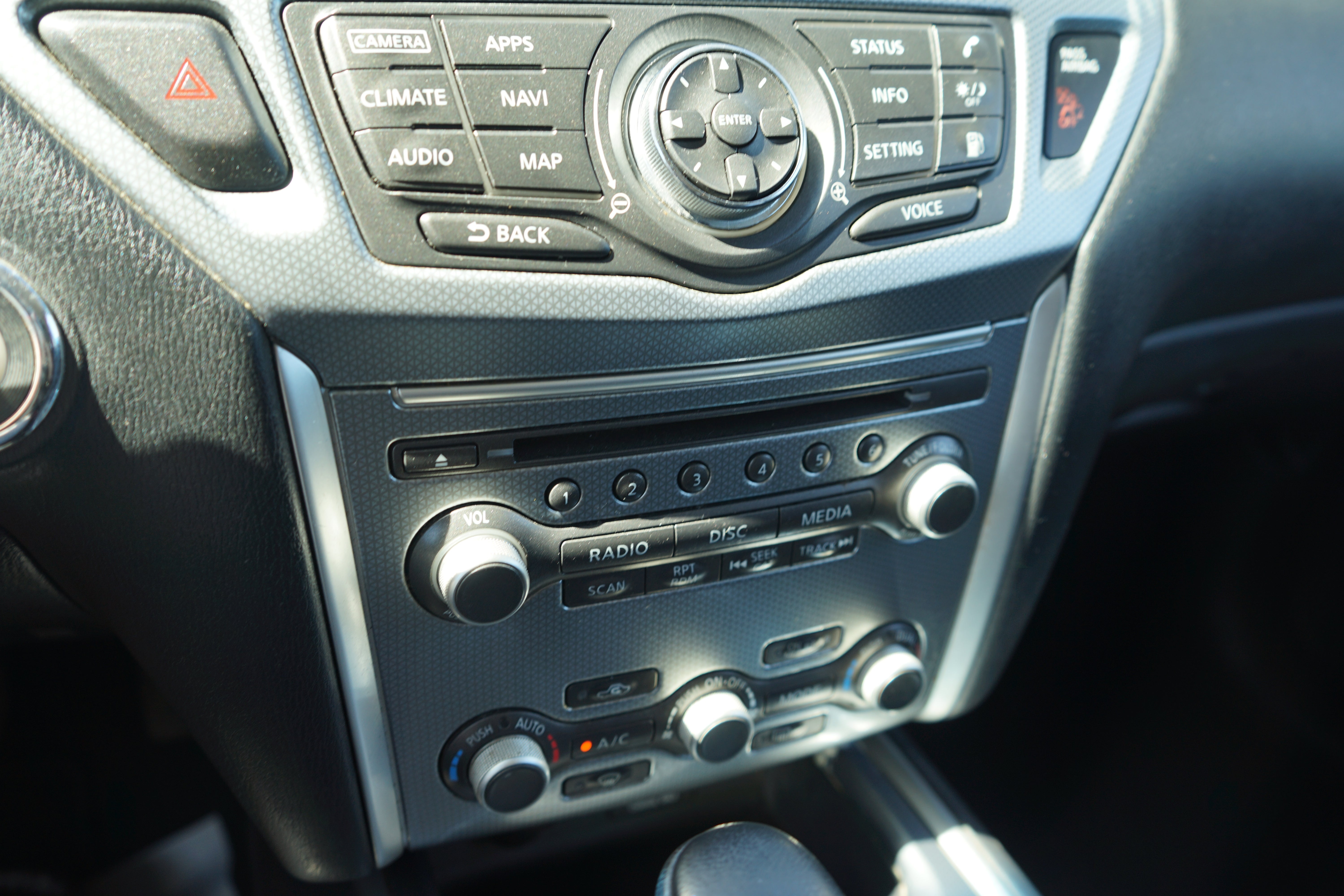 2018 Nissan Pathfinder SL