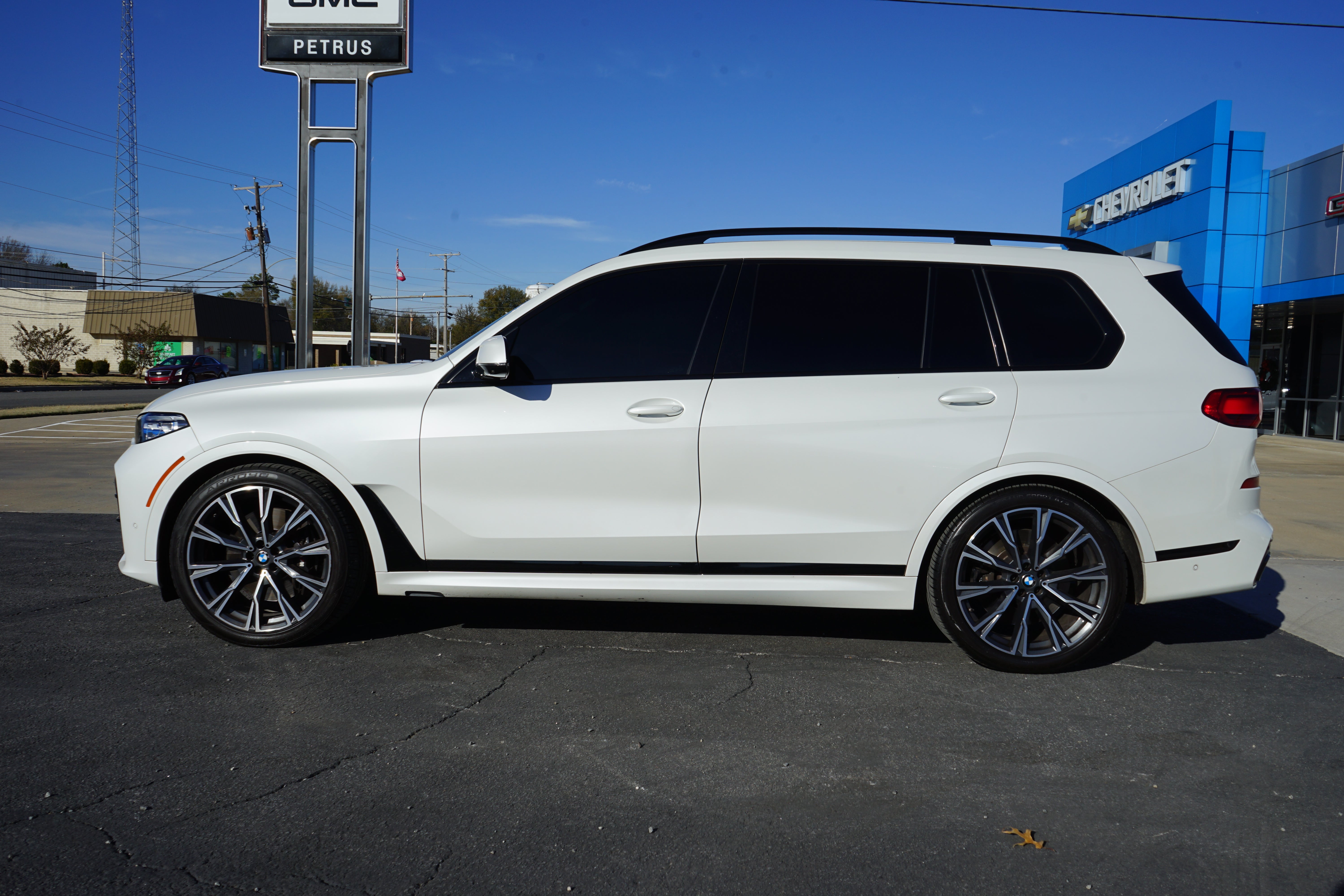 2022 BMW X7 M50i