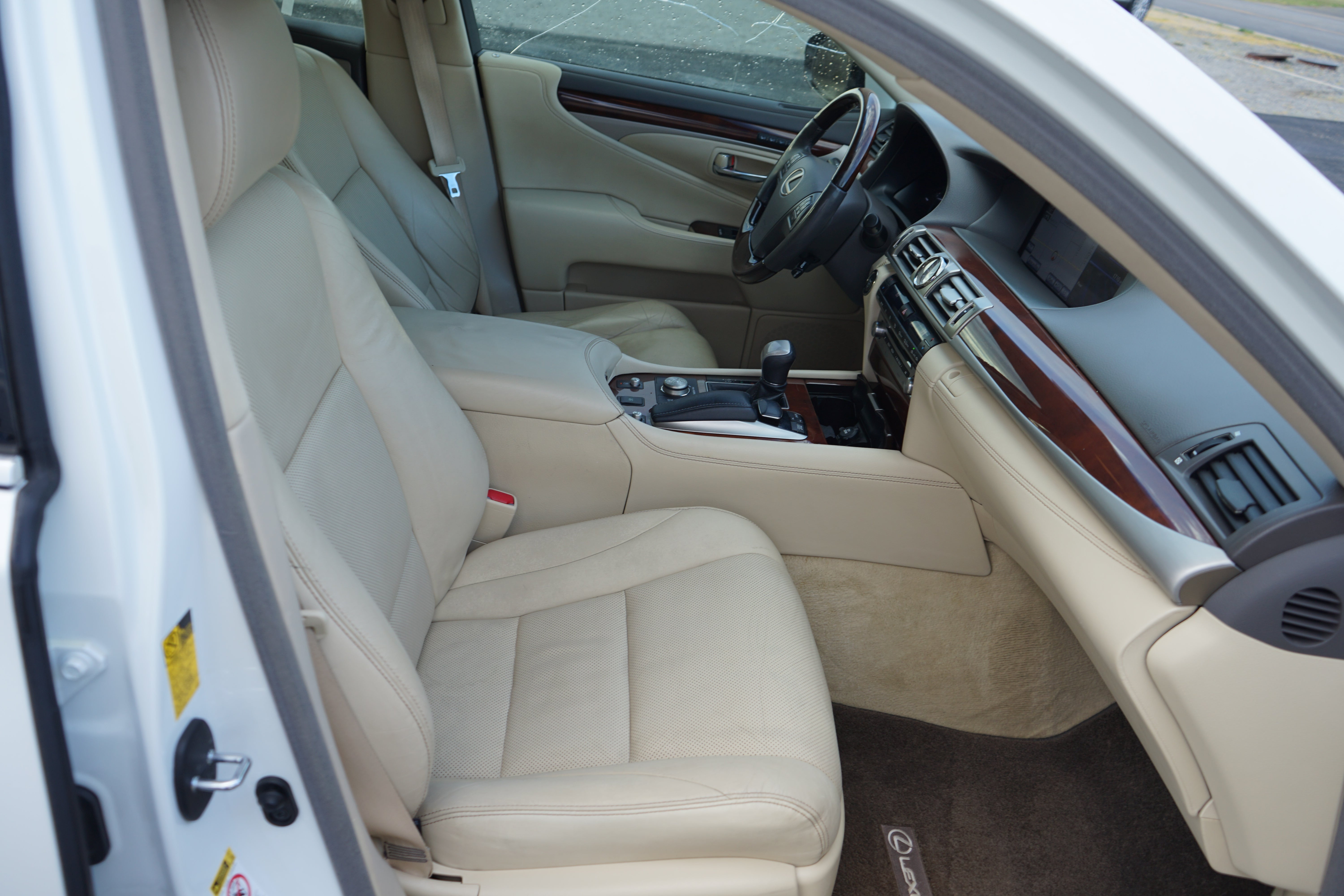 2014 Lexus LS 460 