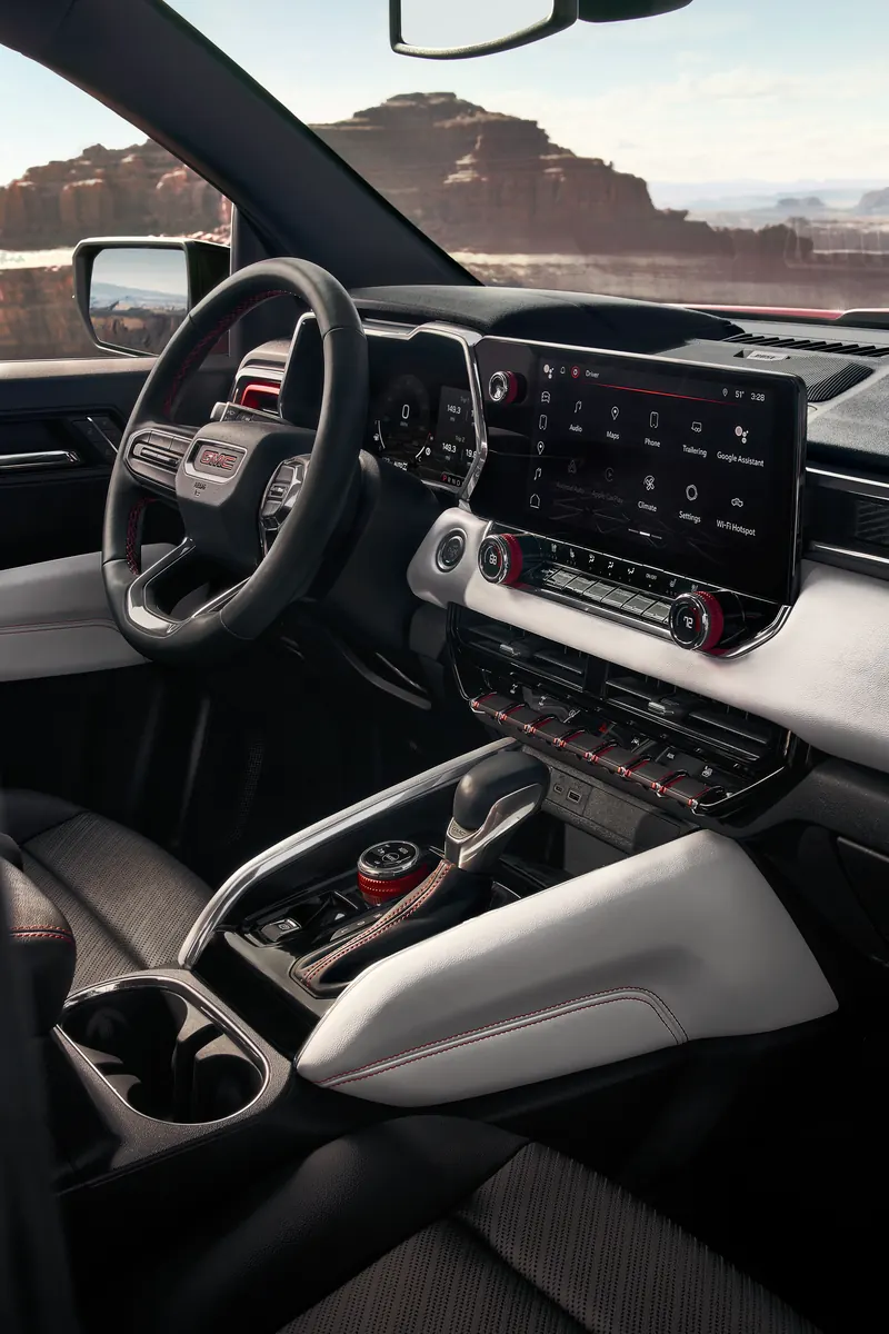 2026 GMC Canyon infotainment system at Petrus GMC in STUTTGART AR